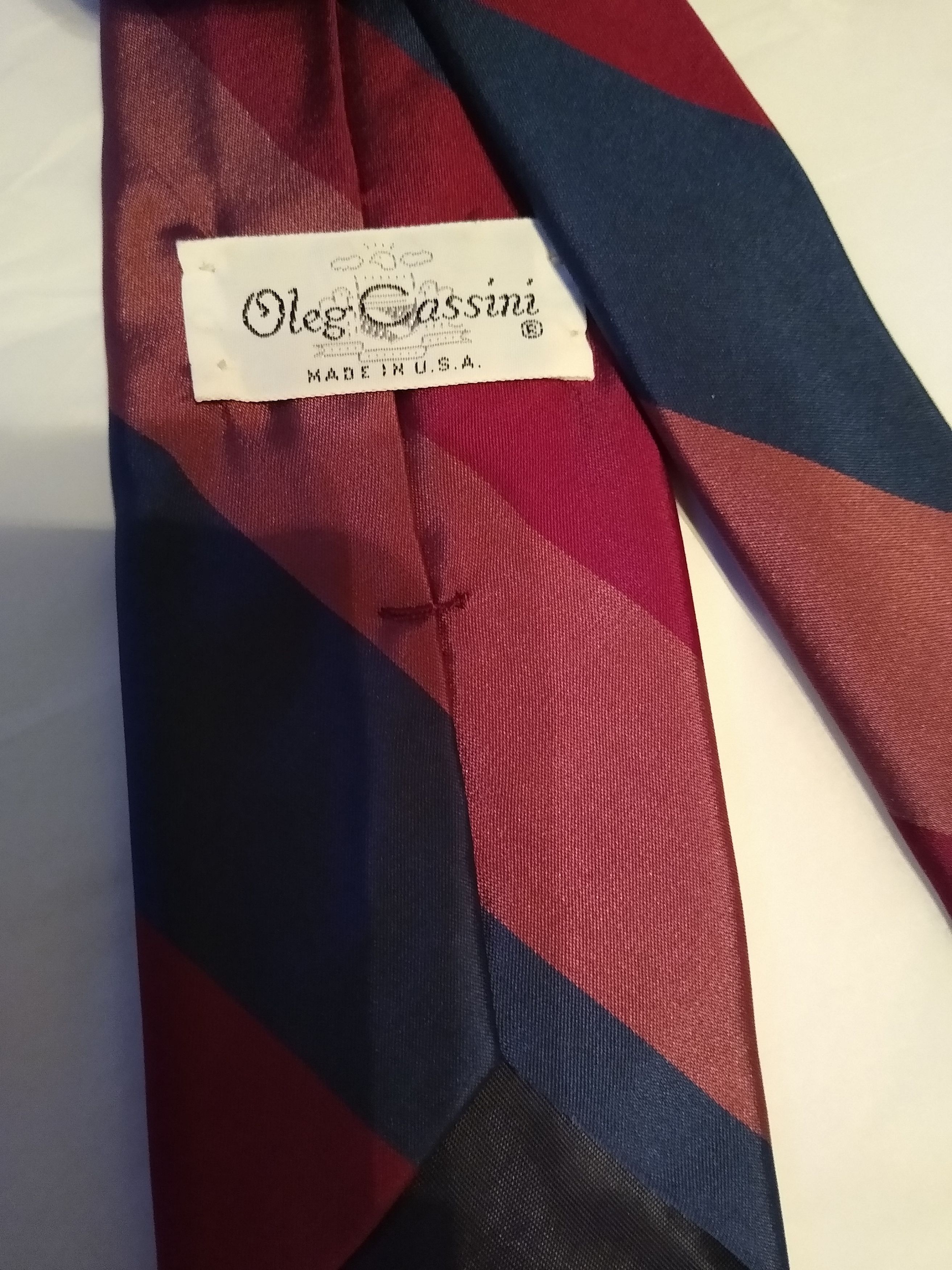 Oleg Cassini Vintage 100% Silk Striped Necktie Size ONE SIZE - 2 Preview
