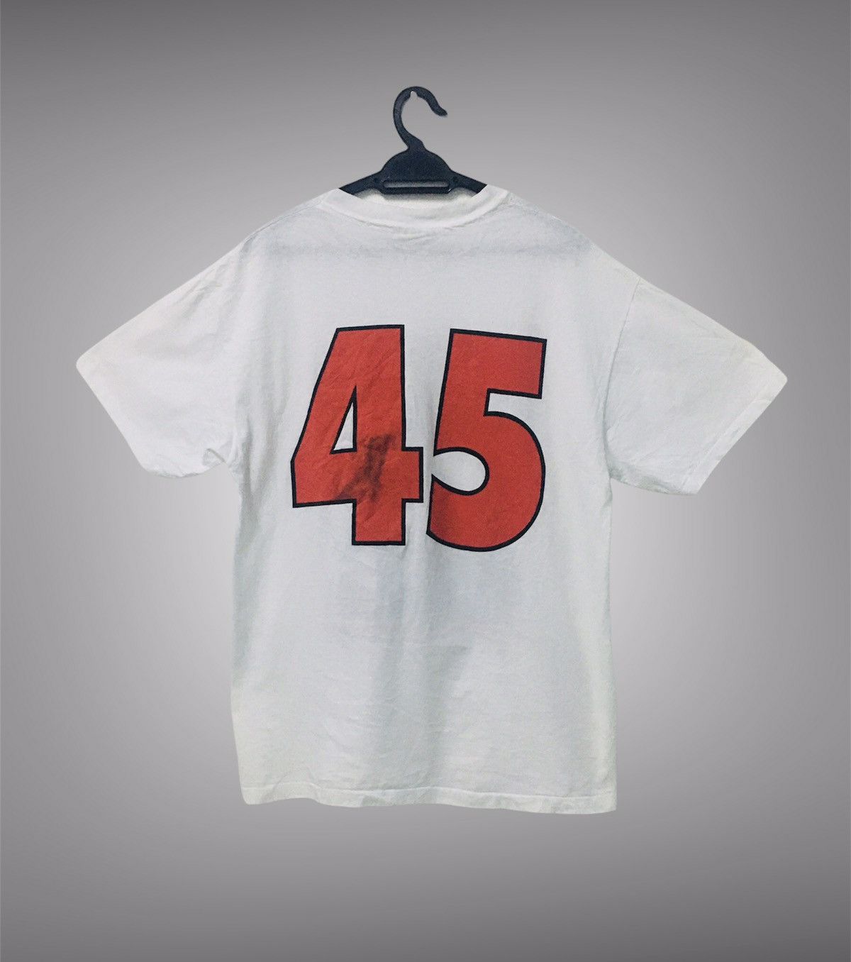 NBA × Vintage Rare ! Vintage 90s Micheal Jordan (Im Back) Newspaper Tee Size US L / EU 52-54 / 3 - 2 Thumbnail