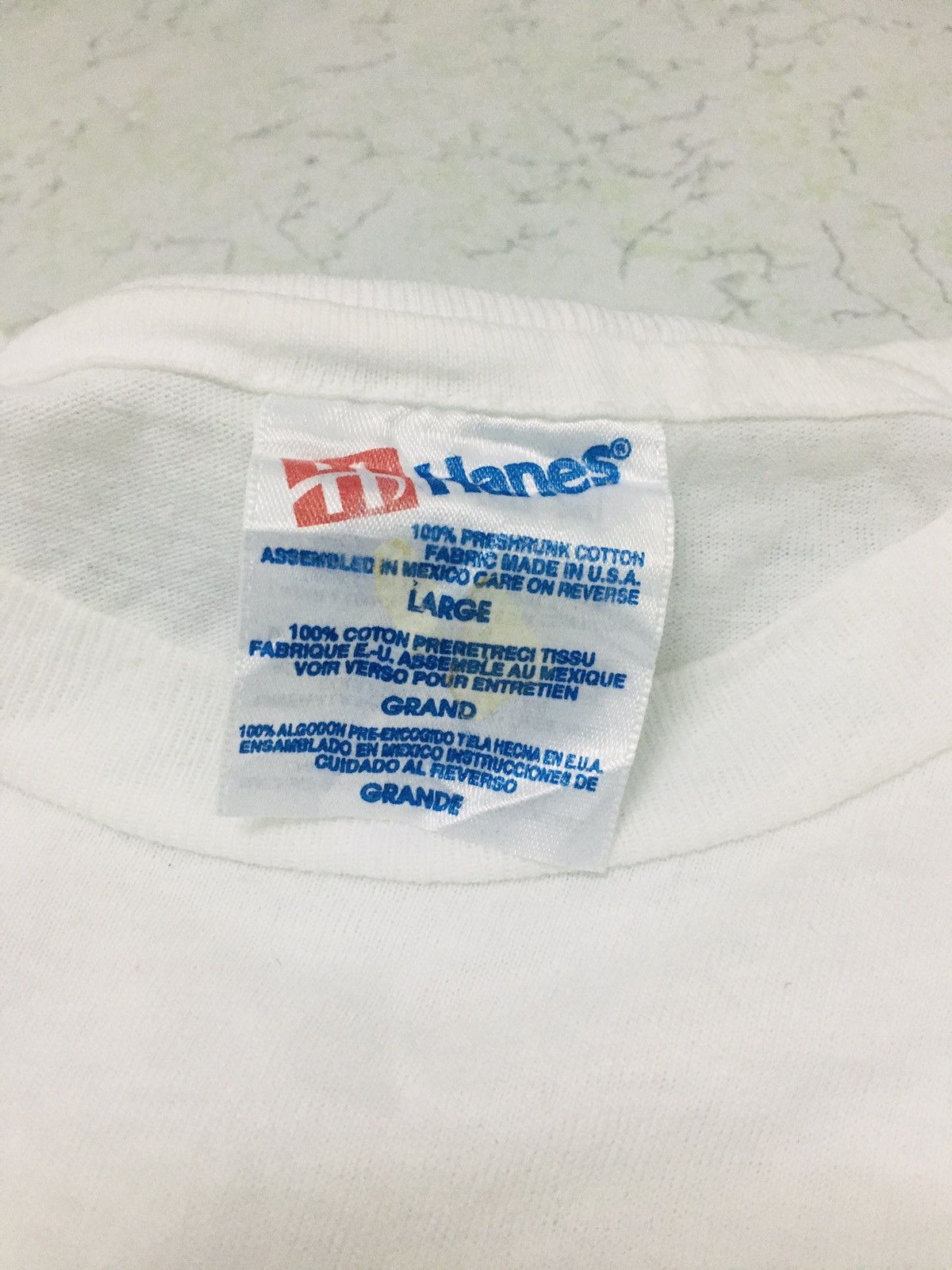 NBA × Vintage Rare ! Vintage 90s Micheal Jordan (Im Back) Newspaper Tee Size US L / EU 52-54 / 3 - 5 Thumbnail