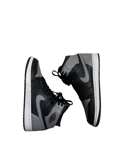 image of Air Jordan 1 Retro High OG 2013 Shadow 2013 Shoes in Black, Men's (Size 8)