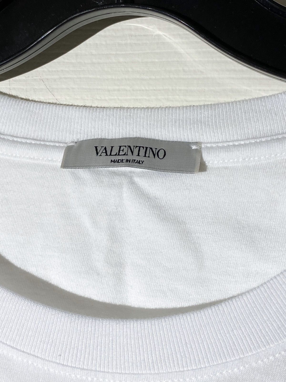 Valentino New Valentino all over logo tee Size US XL / EU 56 / 4 - 4 Thumbnail