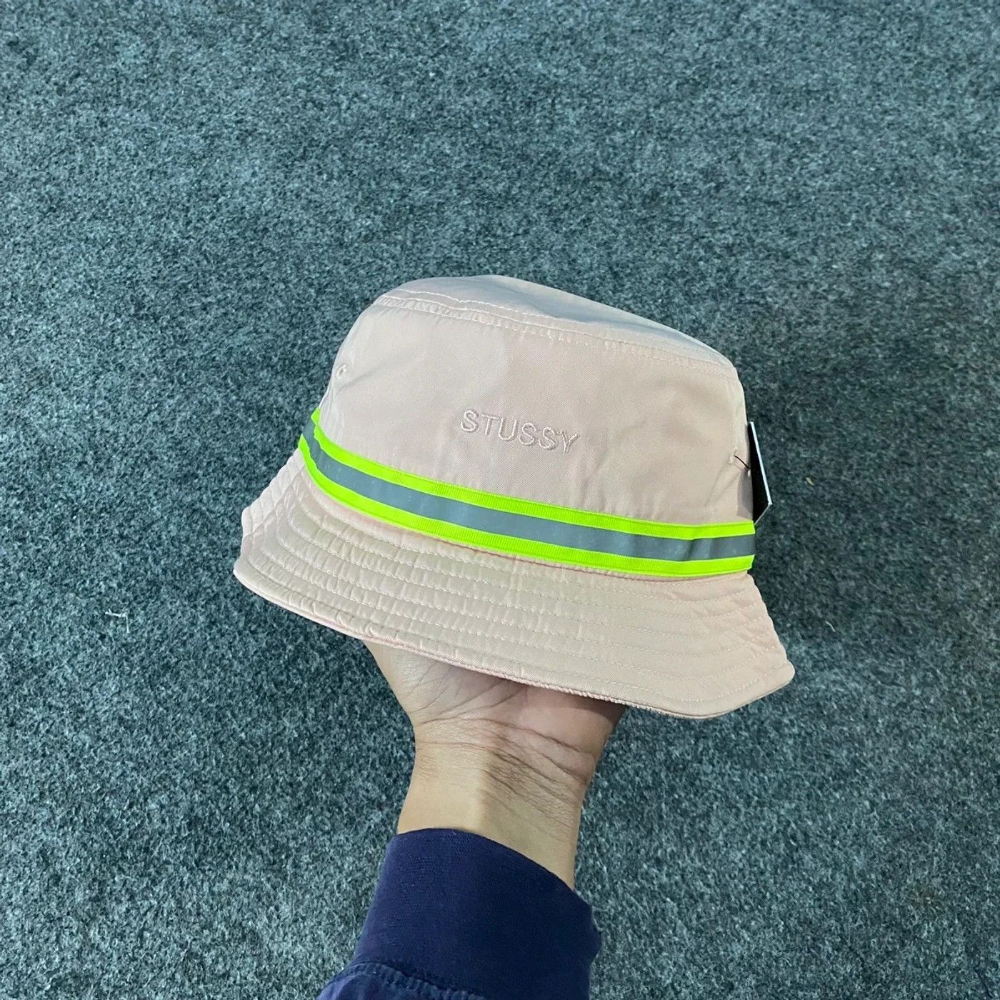 stussy reflective bucket hat