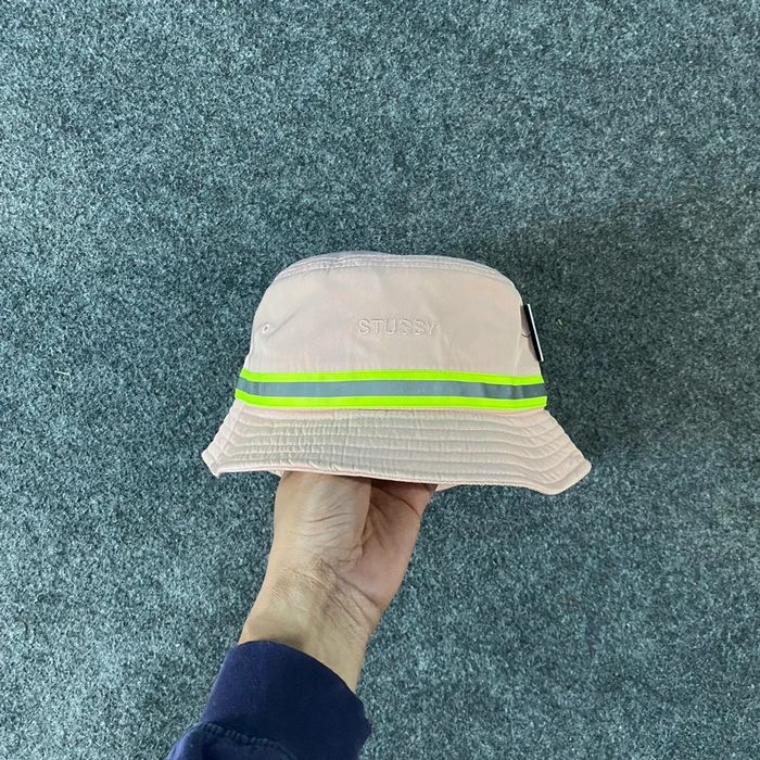 stussy reflective bucket hat