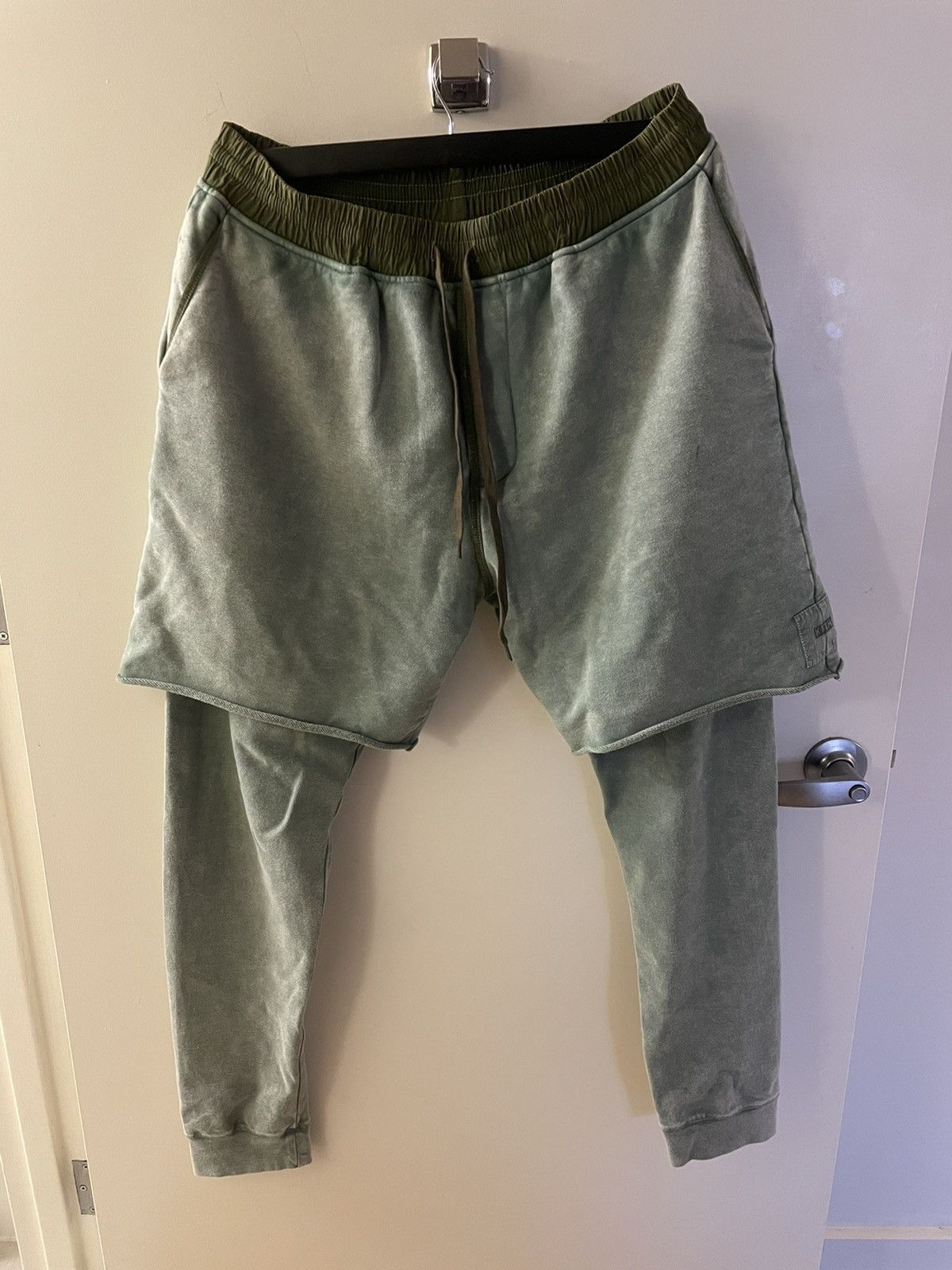 Kith Kith Shorts x Leggings Hybrid Pants Sz XLarge Size US 34 / EU 50 - 1 Thumbnail