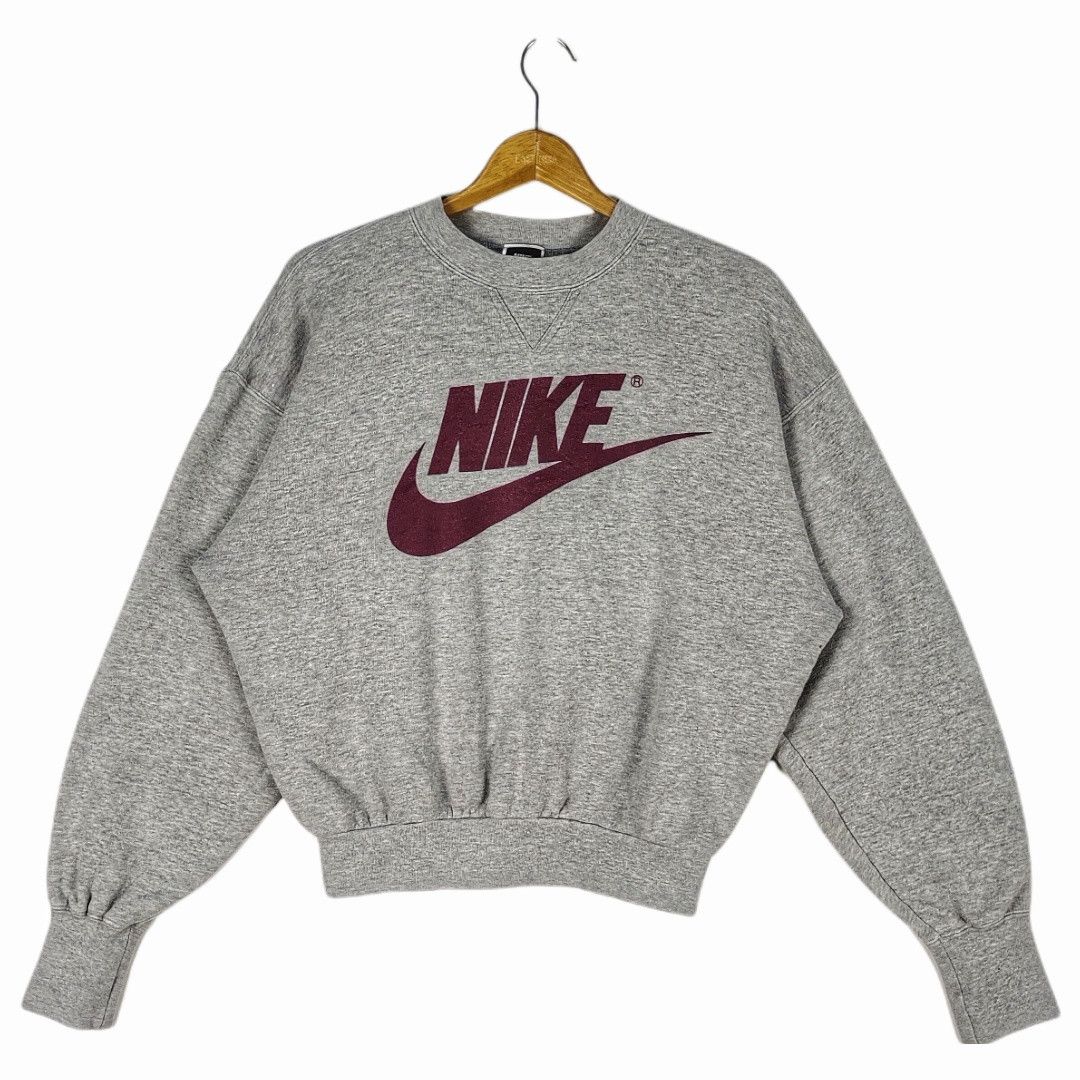 Vintage Nike Sweatshirt Big Logo