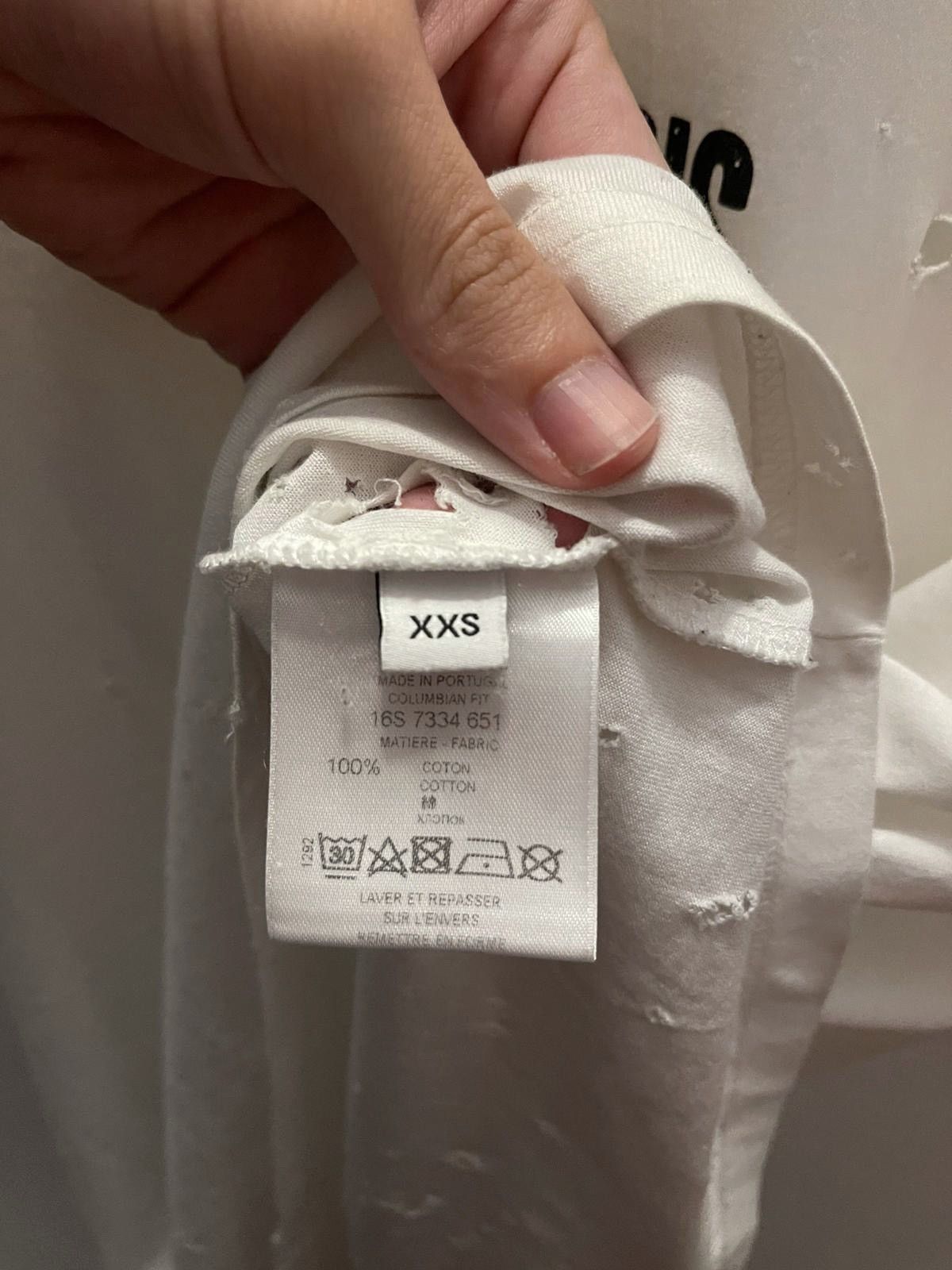 Givenchy Givenchy Distressed Logo Tee Size US XXS / EU 40 - 4 Thumbnail