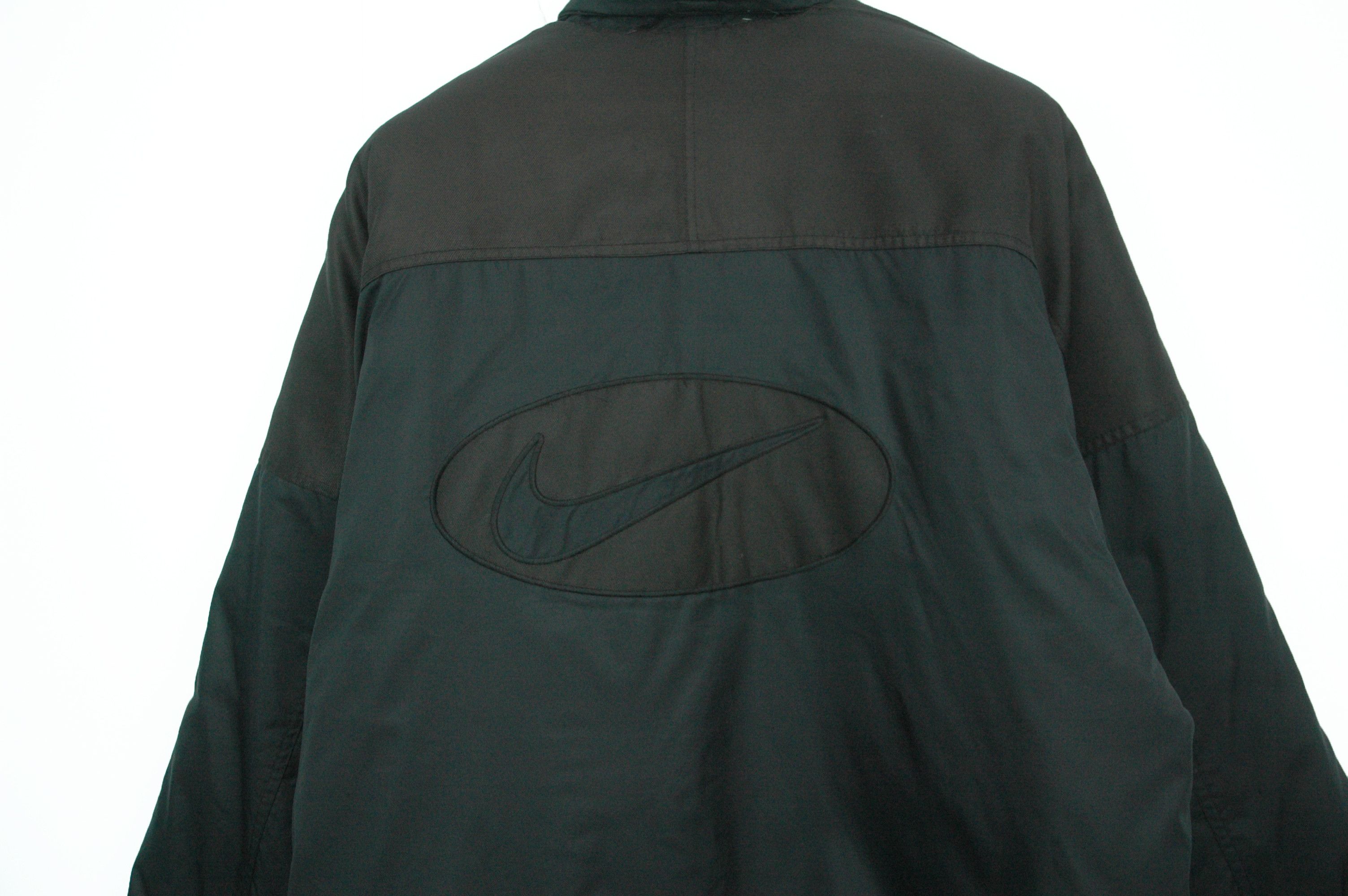 Nike Vintage Nike Big Black Swoosh Logo Size US XL / EU 56 / 4 - 1 Thumbnail