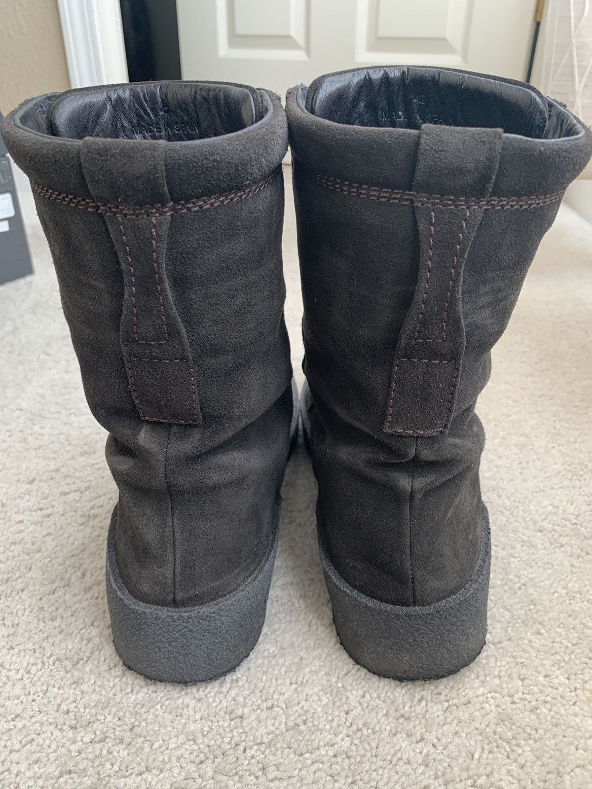 Yeezy Yeezy Crepe Boots Oil Season 4 Size US 9 / EU 42 - 2 Thumbnail
