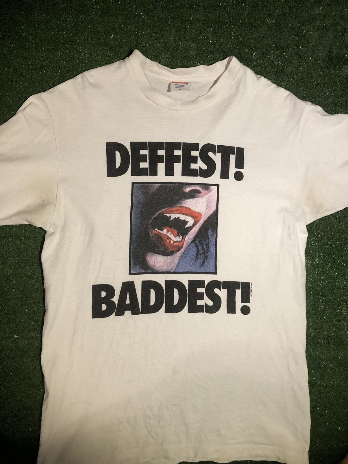 Supreme Supreme 2009 Deffest Baddest Tee Size US M / EU 48-50 / 2 - 2 Thumbnail