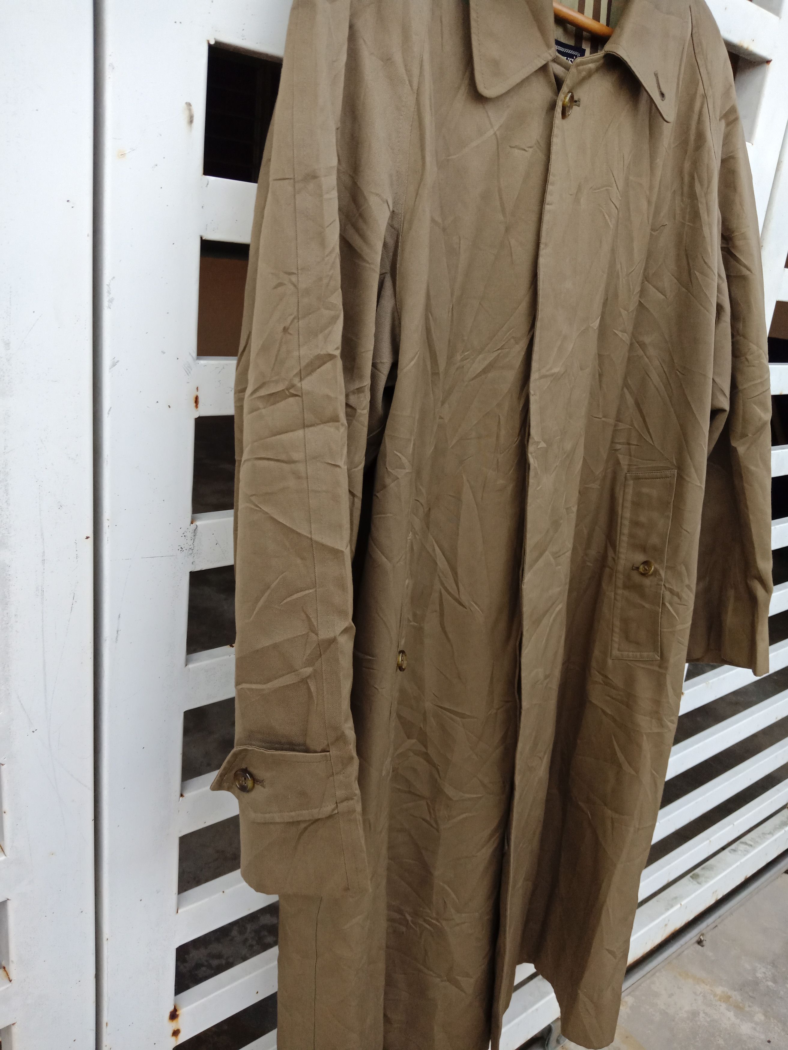 Burberry Burberrys Novacheck Lining Light Long Coat Size US L / EU 52-54 / 3 - 7 Thumbnail