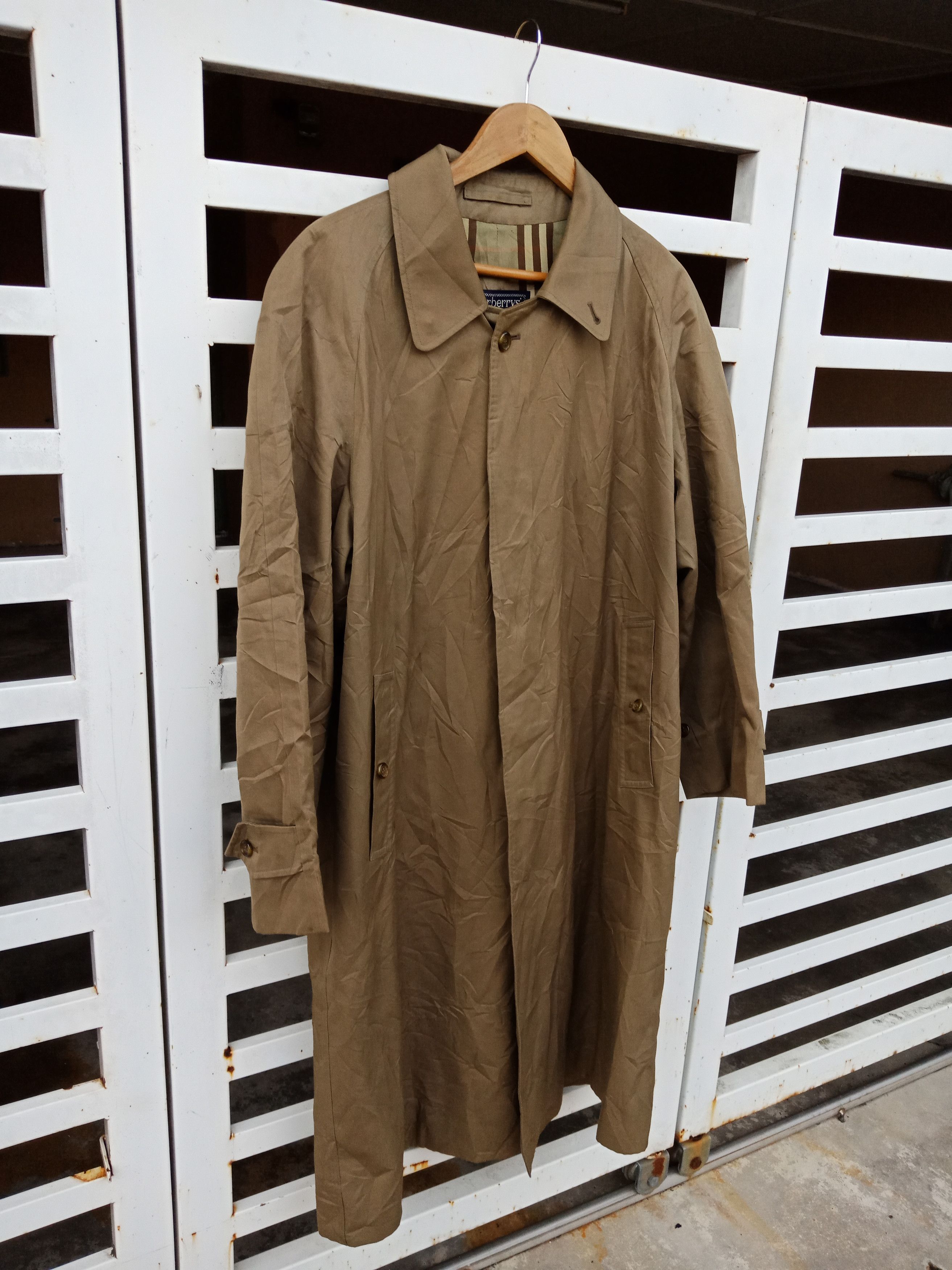 Burberry Burberrys Novacheck Lining Light Long Coat Size US L / EU 52-54 / 3 - 4 Thumbnail