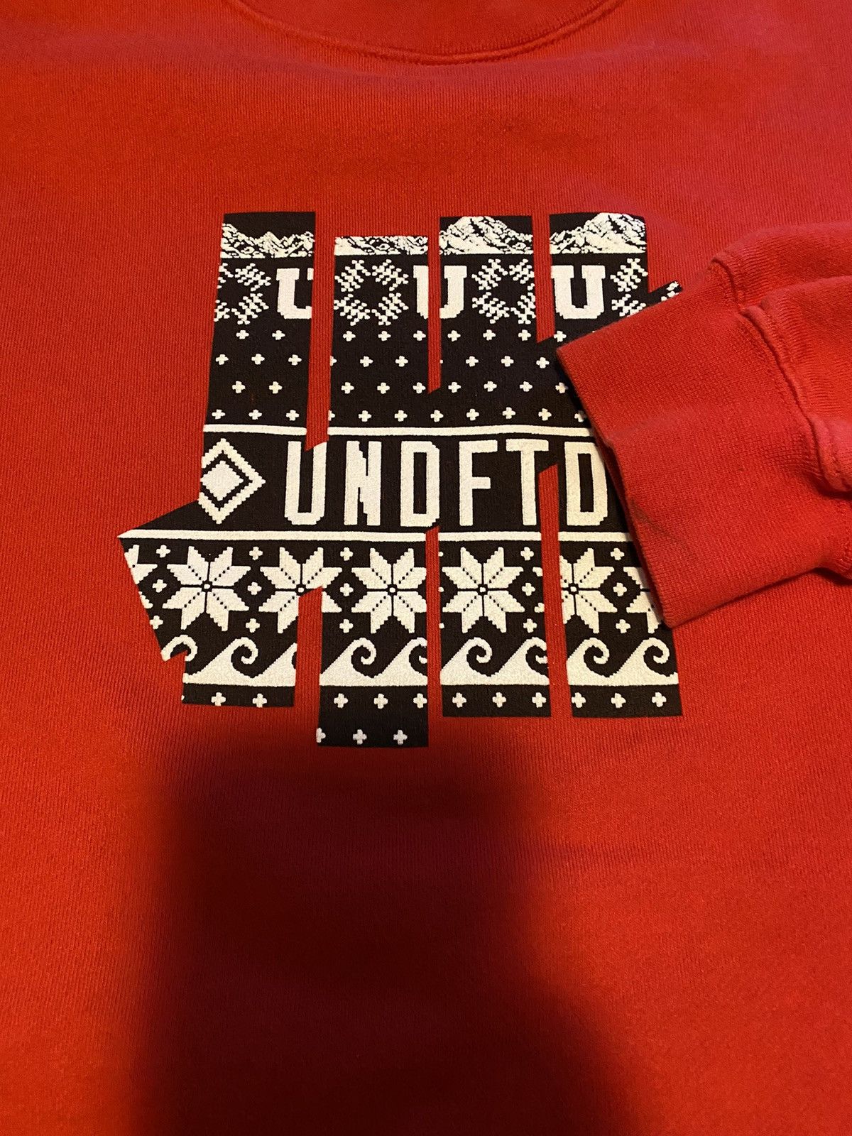 Undefeated Undefeated Christmas Crewneck Sweater Size Large Red Size US L / EU 52-54 / 3 - 6 Thumbnail