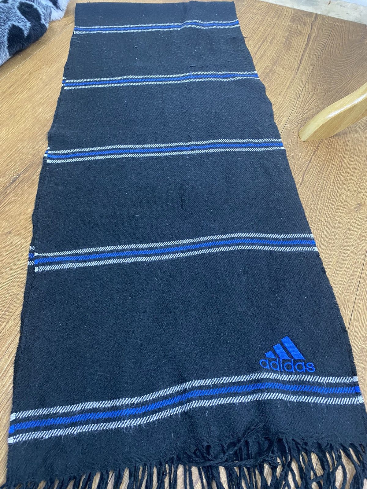 Adidas Vintage Adidas Winter Scarf Muffler Wool Size ONE SIZE - 4 Thumbnail