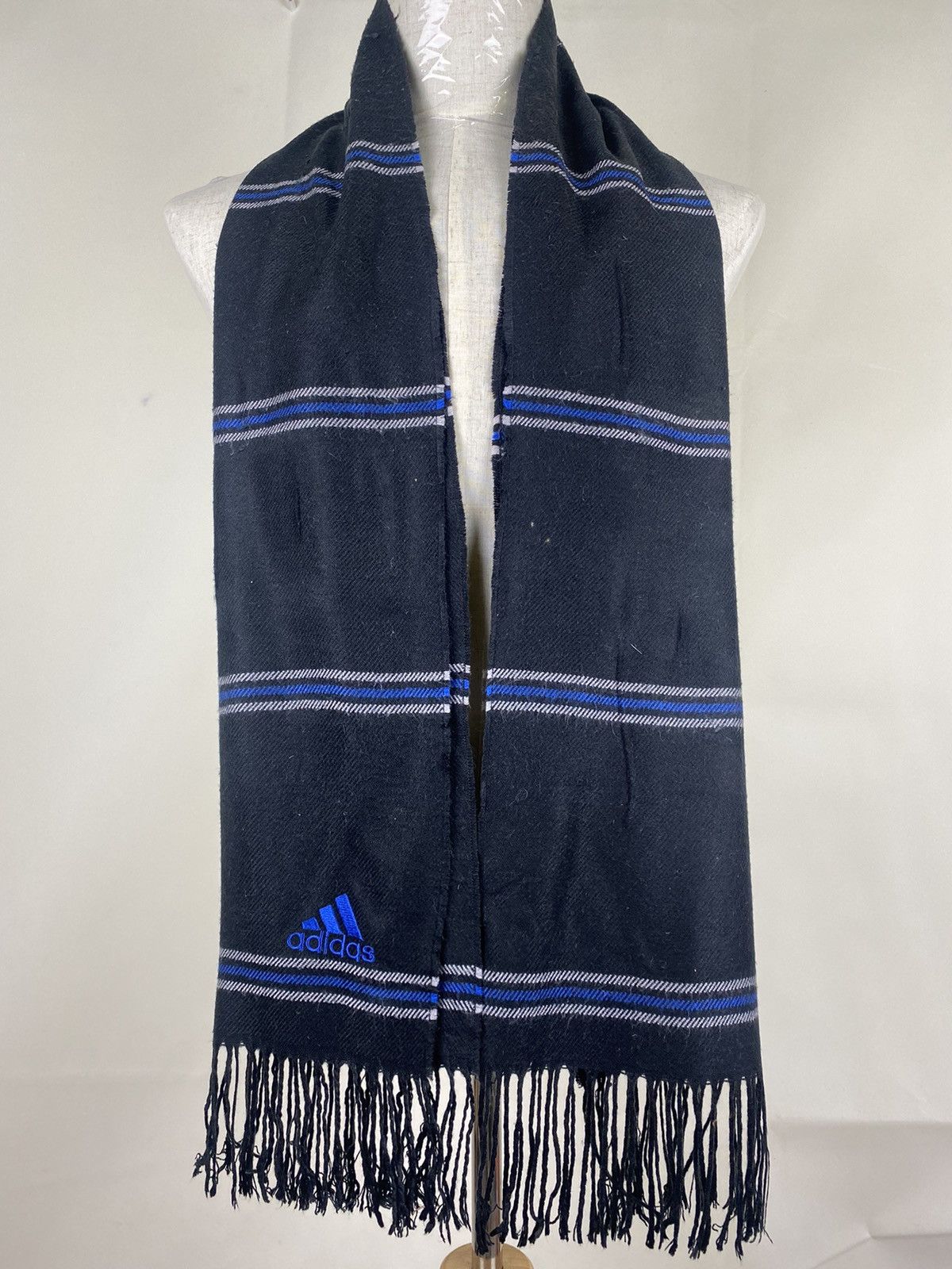 Adidas Vintage Adidas Winter Scarf Muffler Wool Size ONE SIZE - 1 Thumbnail