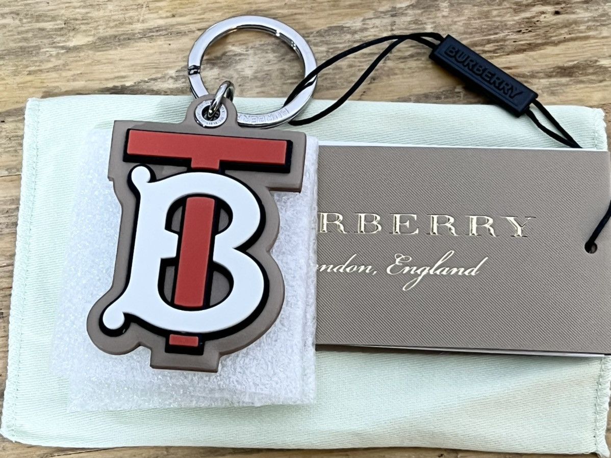 Burberry New Burberry TB monogram keyring Size ONE SIZE - 1 Thumbnail