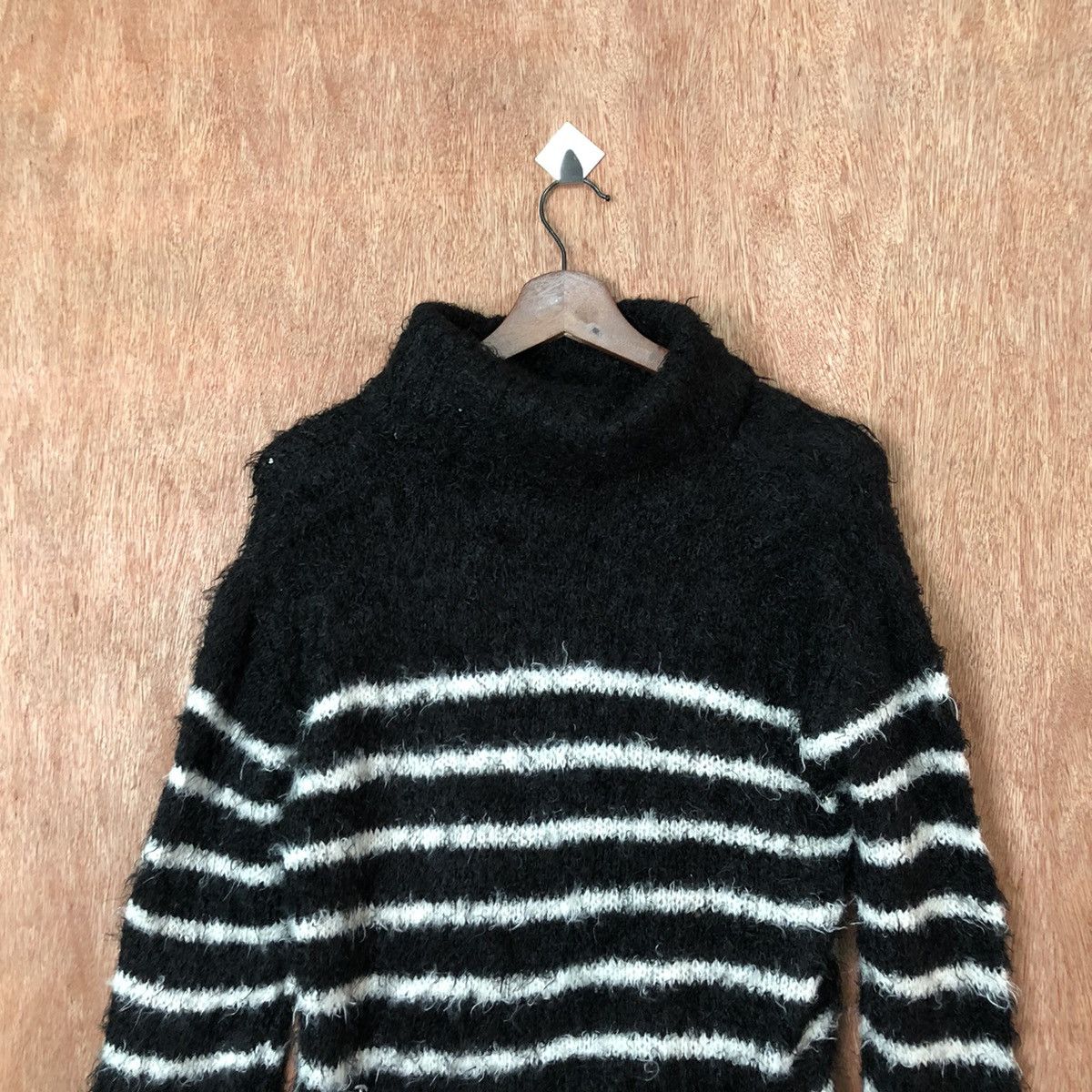 Homespun Knitwear Suggestion Shag Shaggy Mohair Fur Knitwear #6393 Size US M / EU 48-50 / 2 - 2 Thumbnail