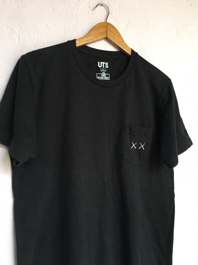 Kaws × Uniqlo VINTAGE KAWS SESAME STREET X UNIQLO BLACK SHIRT Size US L / EU 52-54 / 3 - 5 Thumbnail