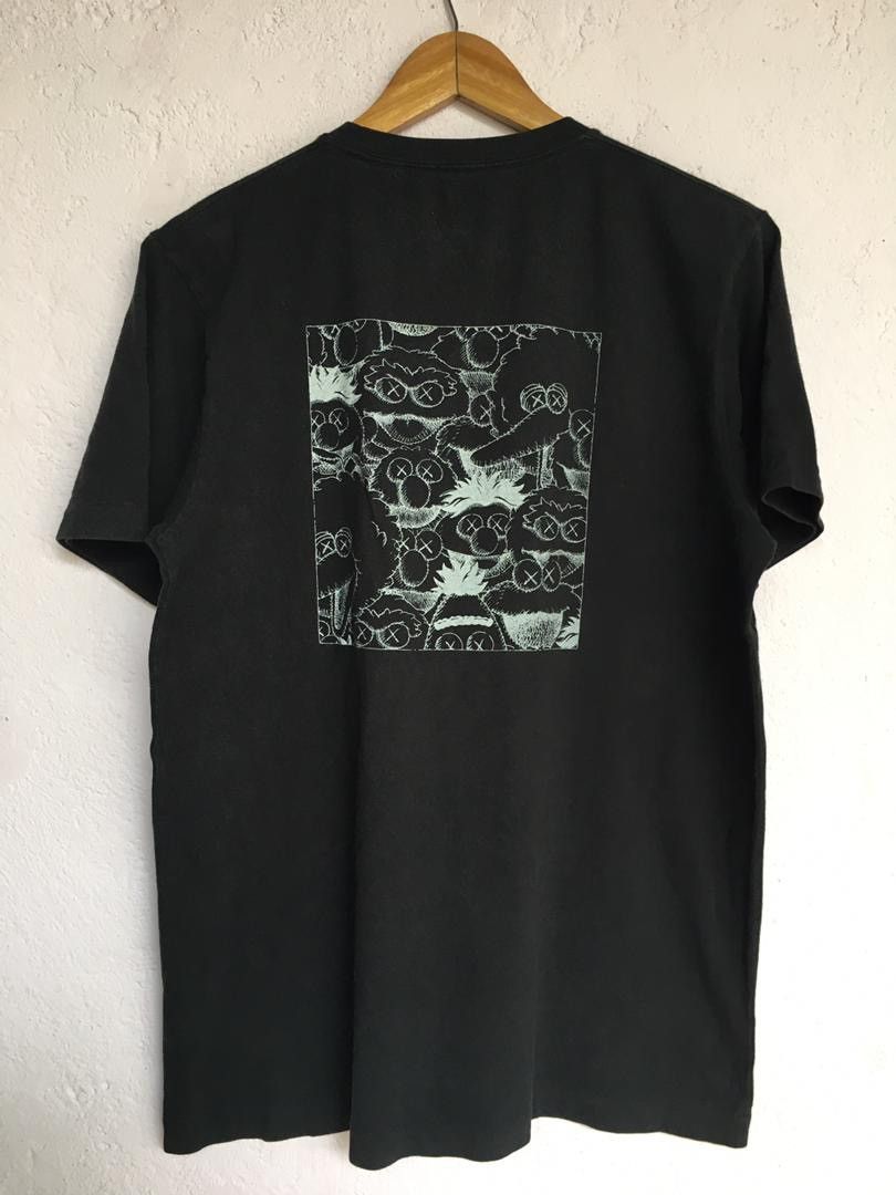Kaws × Uniqlo VINTAGE KAWS SESAME STREET X UNIQLO BLACK SHIRT Size US L / EU 52-54 / 3 - 2 Thumbnail