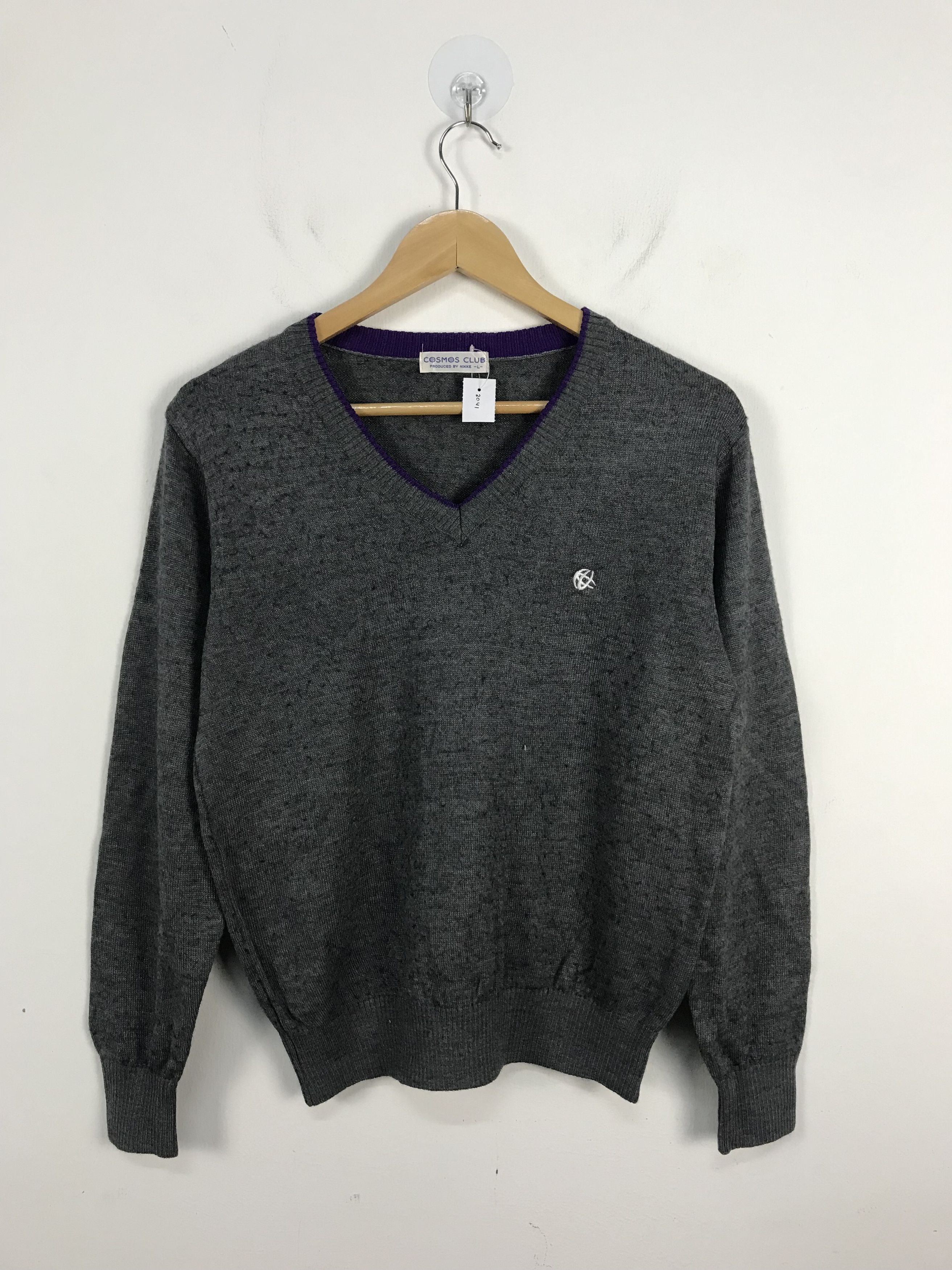 Cosmos Club Vneck Knit Sweater #3041