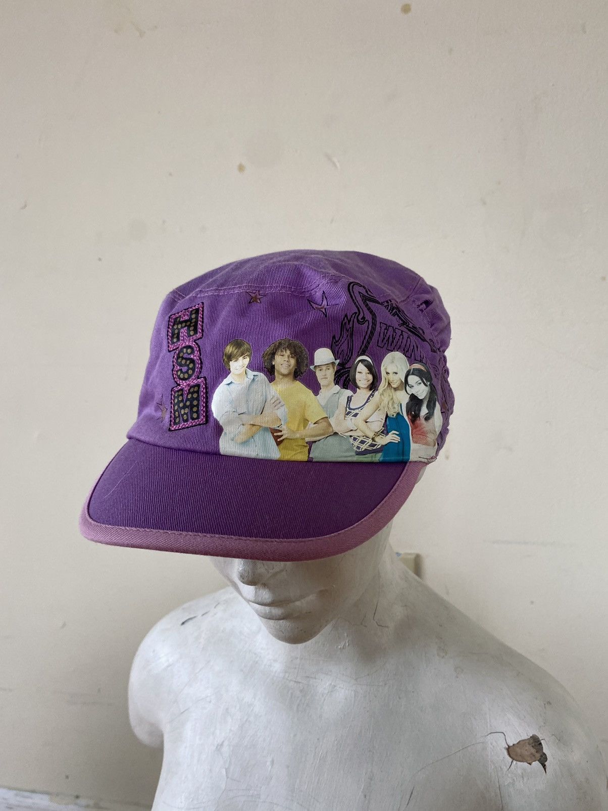 Vintage vintage High school musical Hat Y2K Size ONE SIZE - 1 Thumbnail