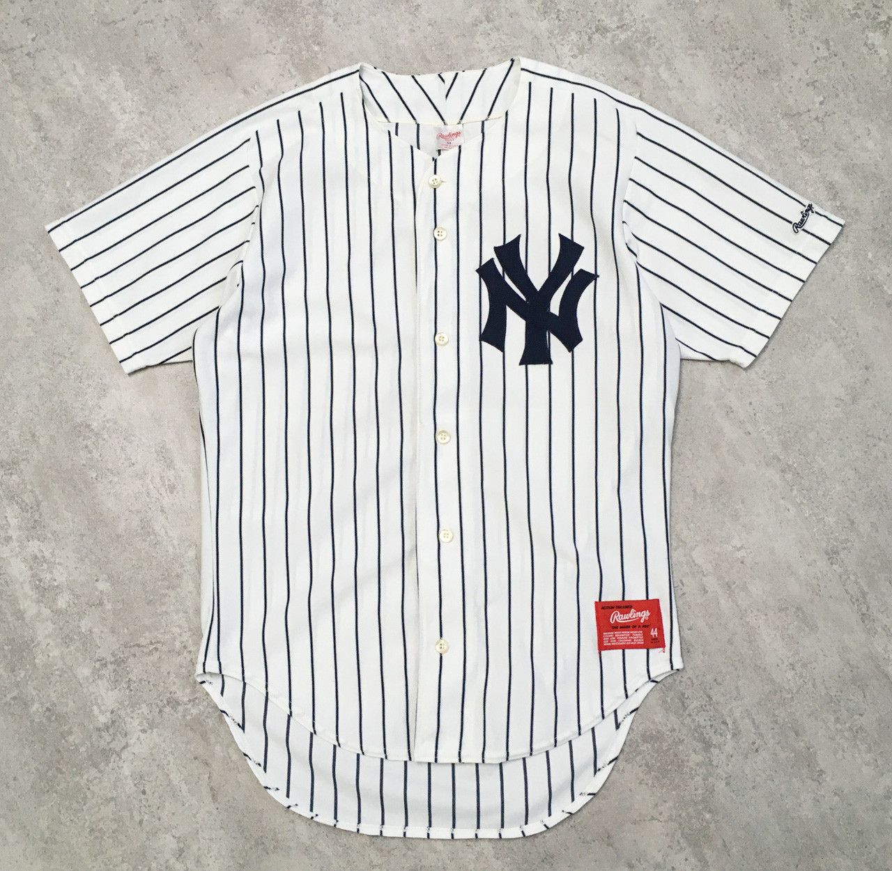 Rawlings hotsell Authentic New York Yankees MLB Away Jersey Vintage Size 44