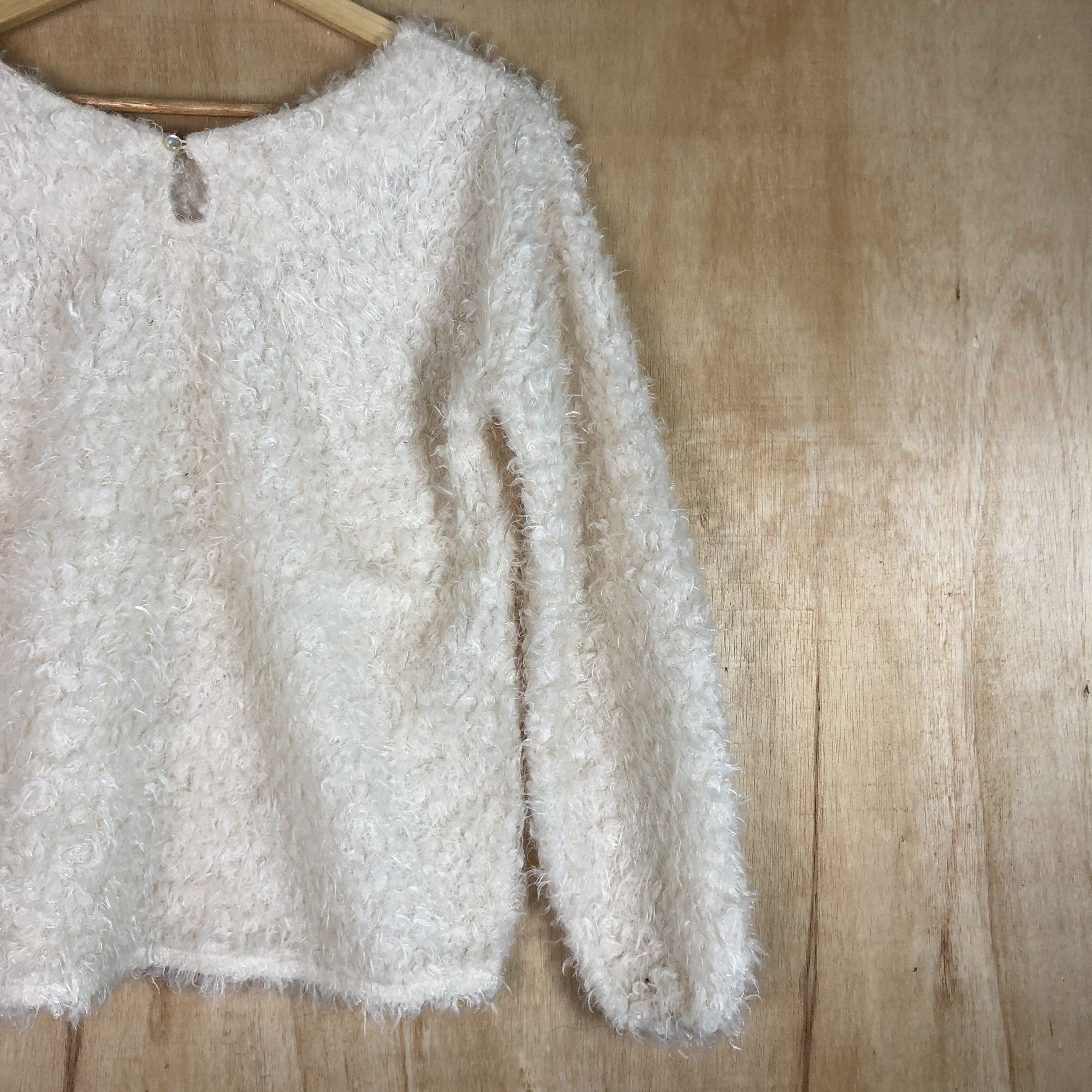 Homespun Knitwear × Japanese Brand × Vintage DLL One Way White Mohair Shag Shaggy Knitwear #c055 Size US S / EU 44-46 / 1 - 8 Thumbnail
