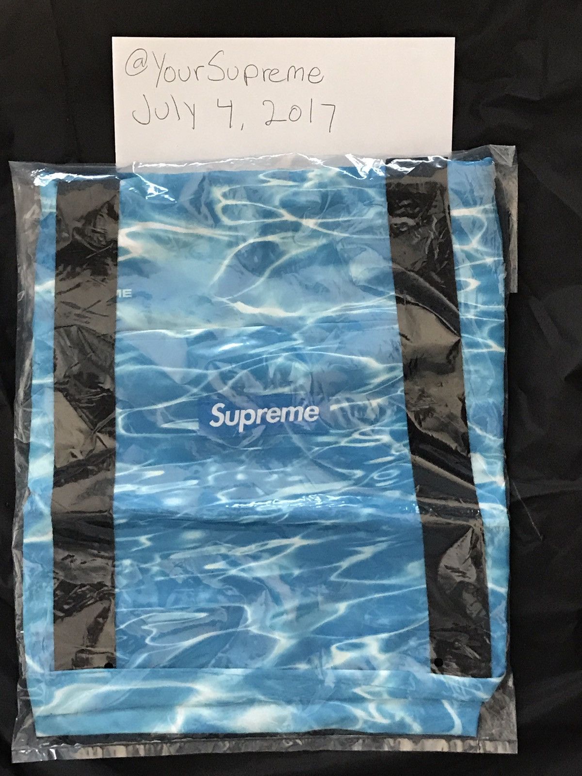 SUPREME RIPPLE PACKABLE TOTE BAG BLACK | eBay