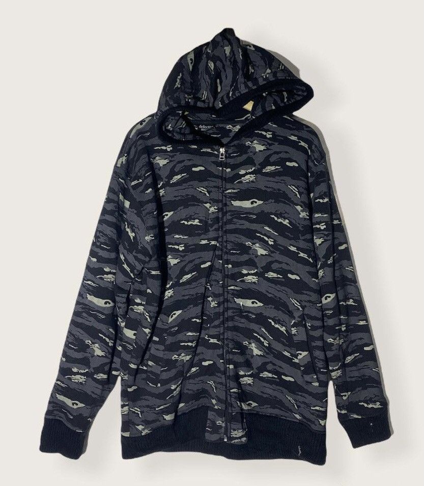 Rare DEFECTIVE STRUCT tiger stripe camo zipper hoodie