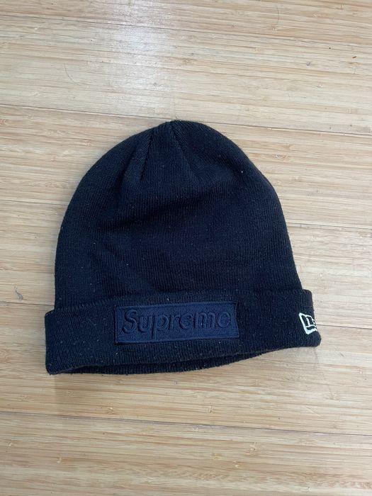 Supreme tonal hot sale logo beanie