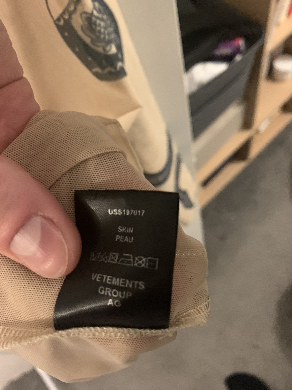 Vetements Tattoo top Size US M / EU 48-50 / 2 - 5 Thumbnail
