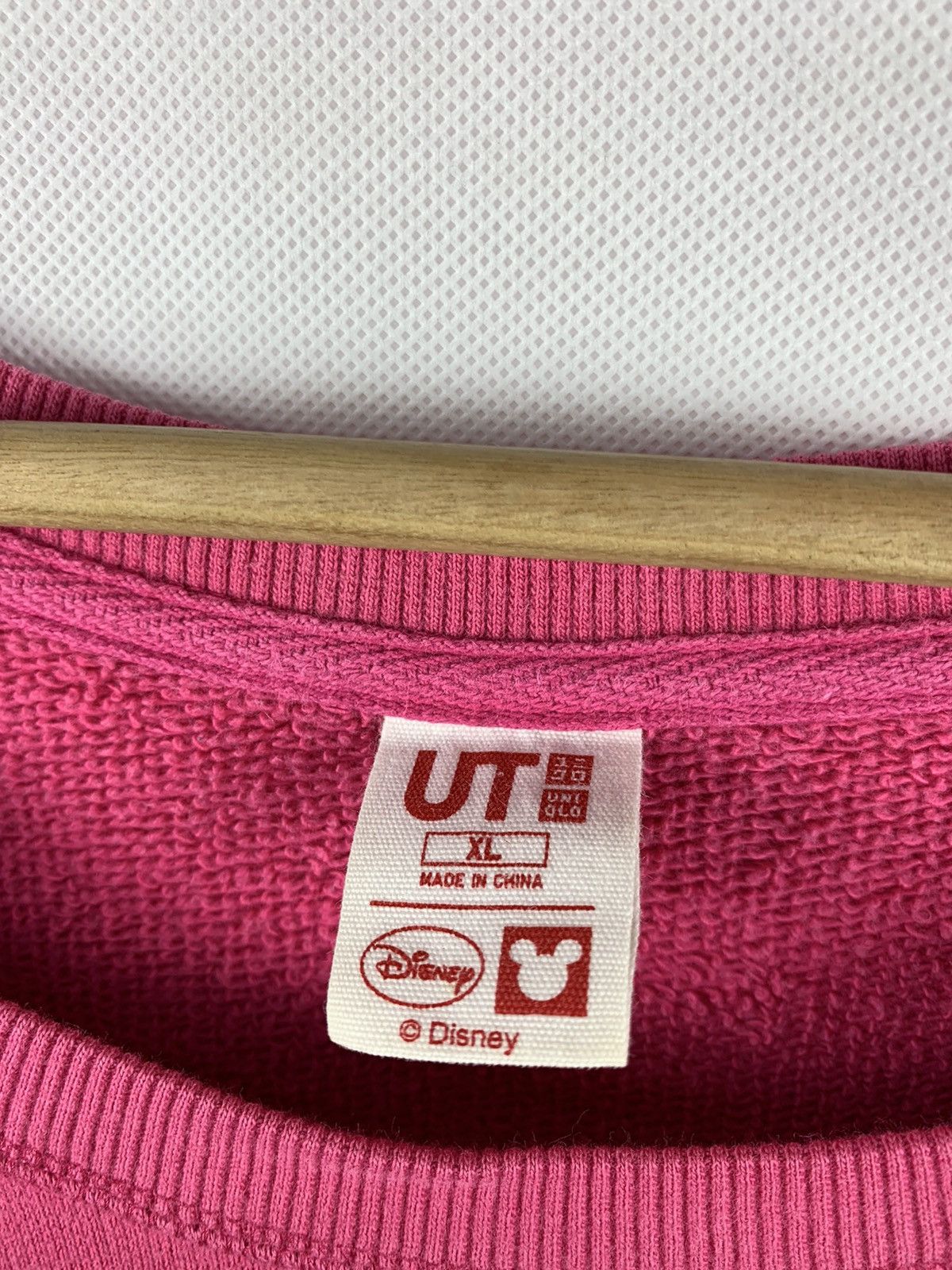 Japanese Brand Mickey Mouse Uniqlo Breakdance Sweater Size US L / EU 52-54 / 3 - 5 Thumbnail