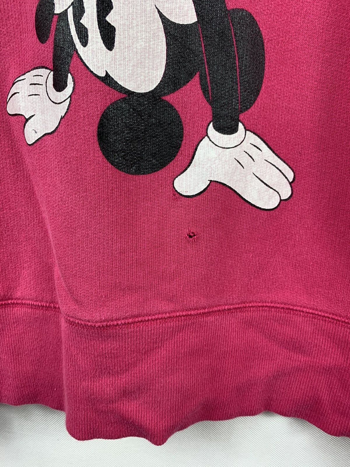 Japanese Brand Mickey Mouse Uniqlo Breakdance Sweater Size US L / EU 52-54 / 3 - 4 Thumbnail