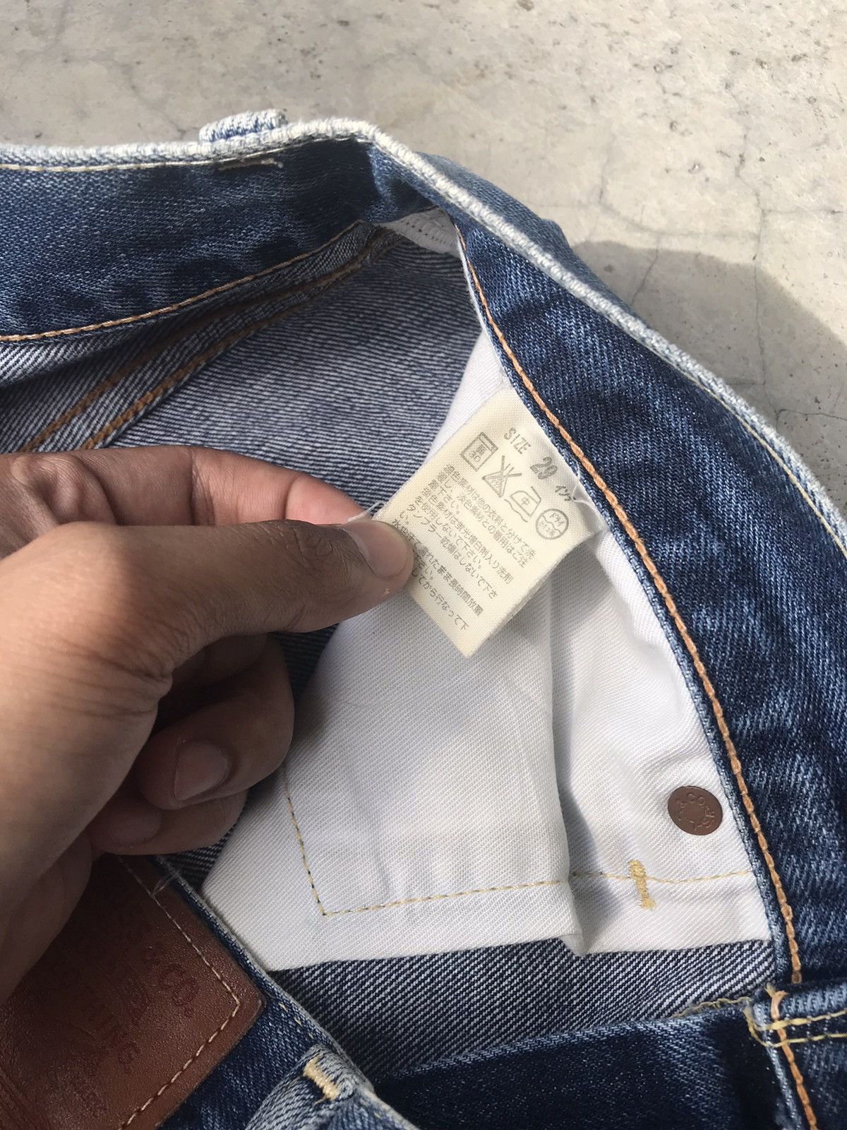 Levi's Blue Wash Levi’s 502 Distressed And Aging Denim W29 Size US 29 - 9 Thumbnail