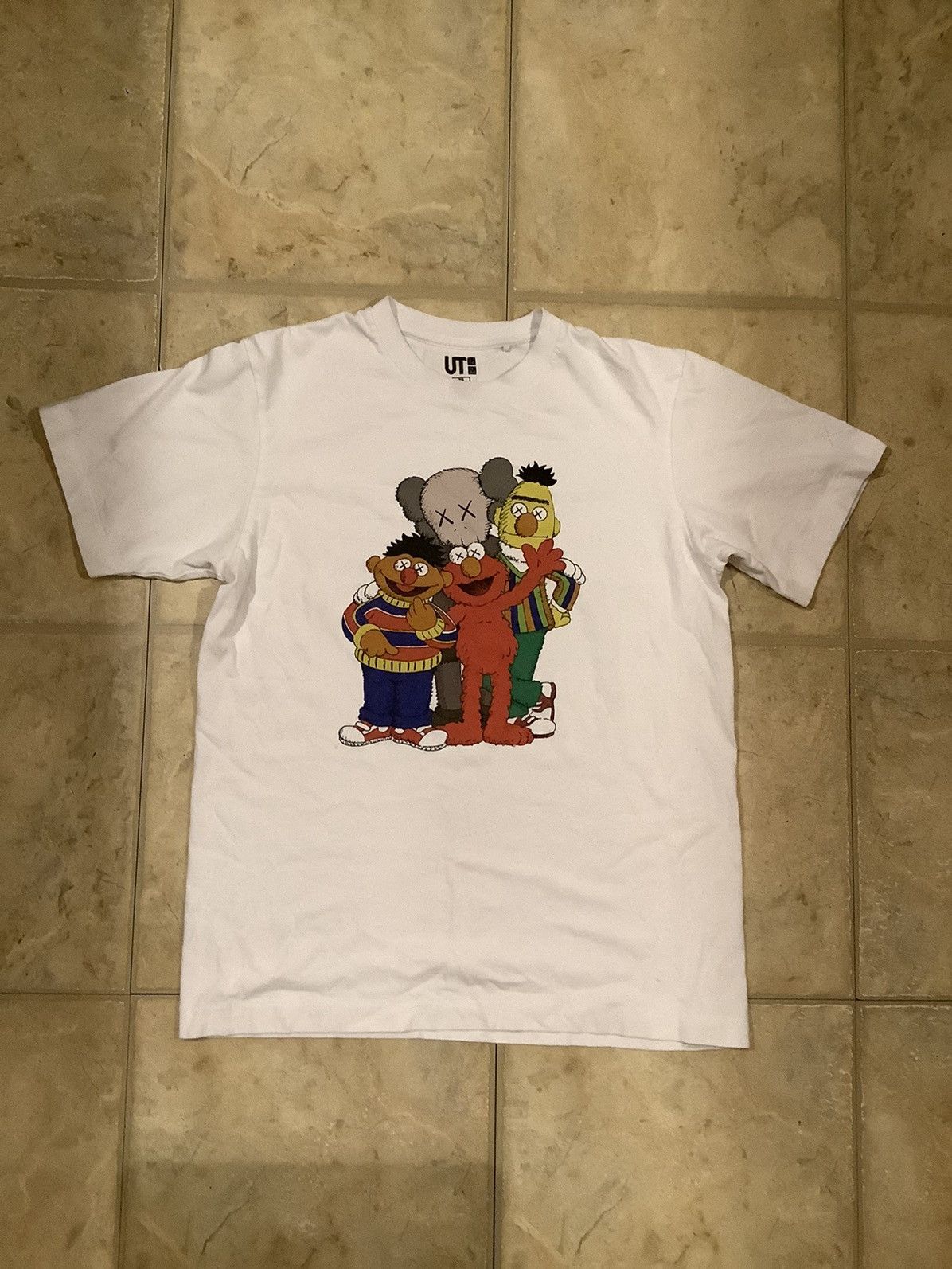 Kaws Kaws Sesame Street shirt Size US XS / EU 42 / 0 - 1 Thumbnail