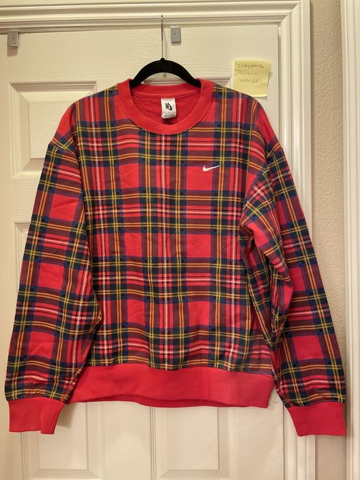 Nike nrg best sale plaid crewneck sweatshirt