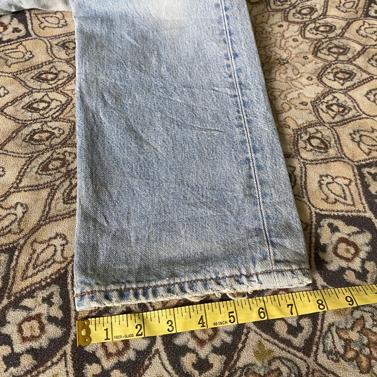Levi's Vintage Levis 501 Distressed Jeans Light Wash 30x33 Size US 30 / EU 46 - 24 Thumbnail