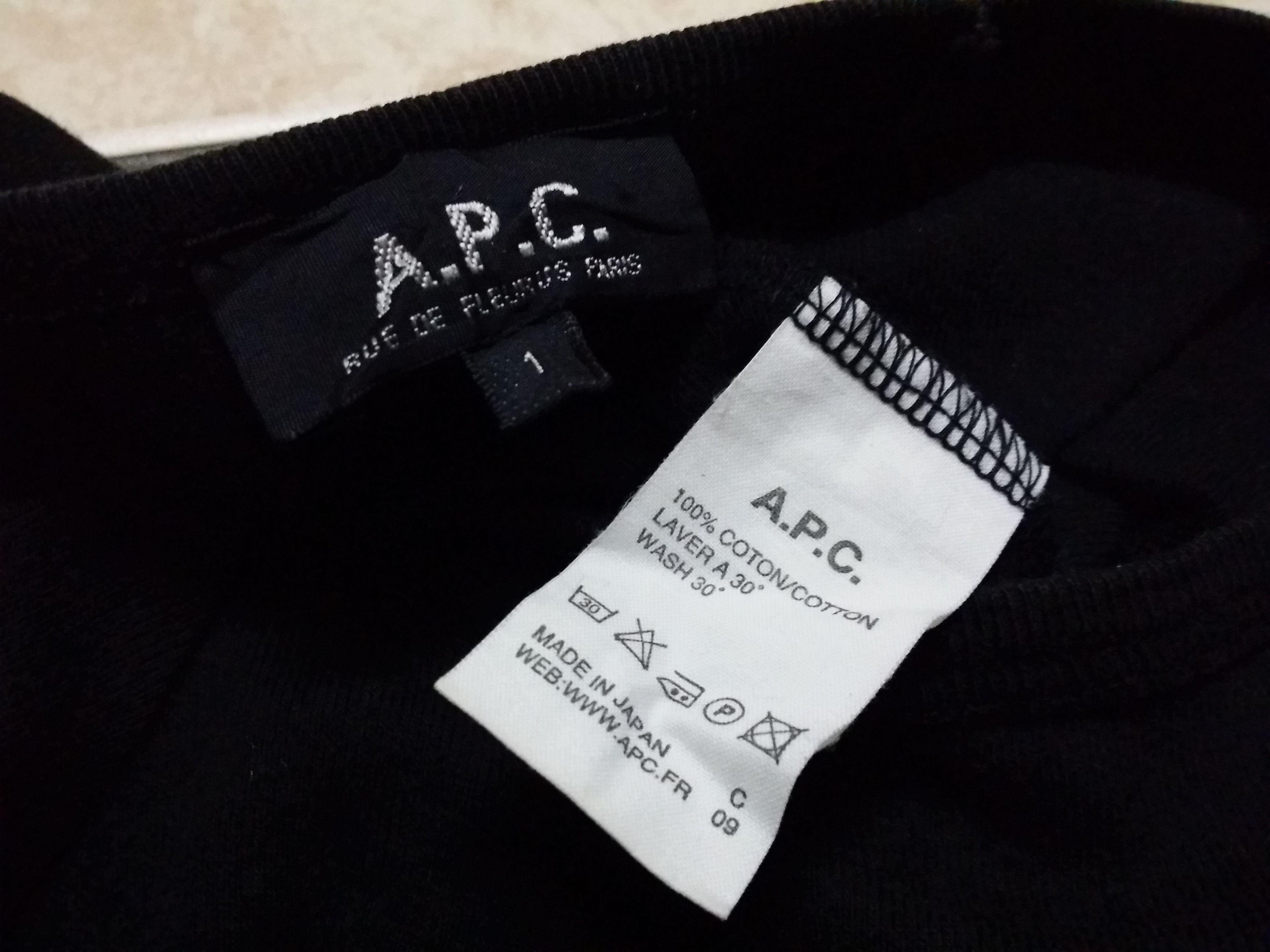 A.P.C. A.P.C RUE DE FLEURUS PARIS BLANK LONG SLEEVE SHIRT Size US S / EU 44-46 / 1 - 5 Thumbnail