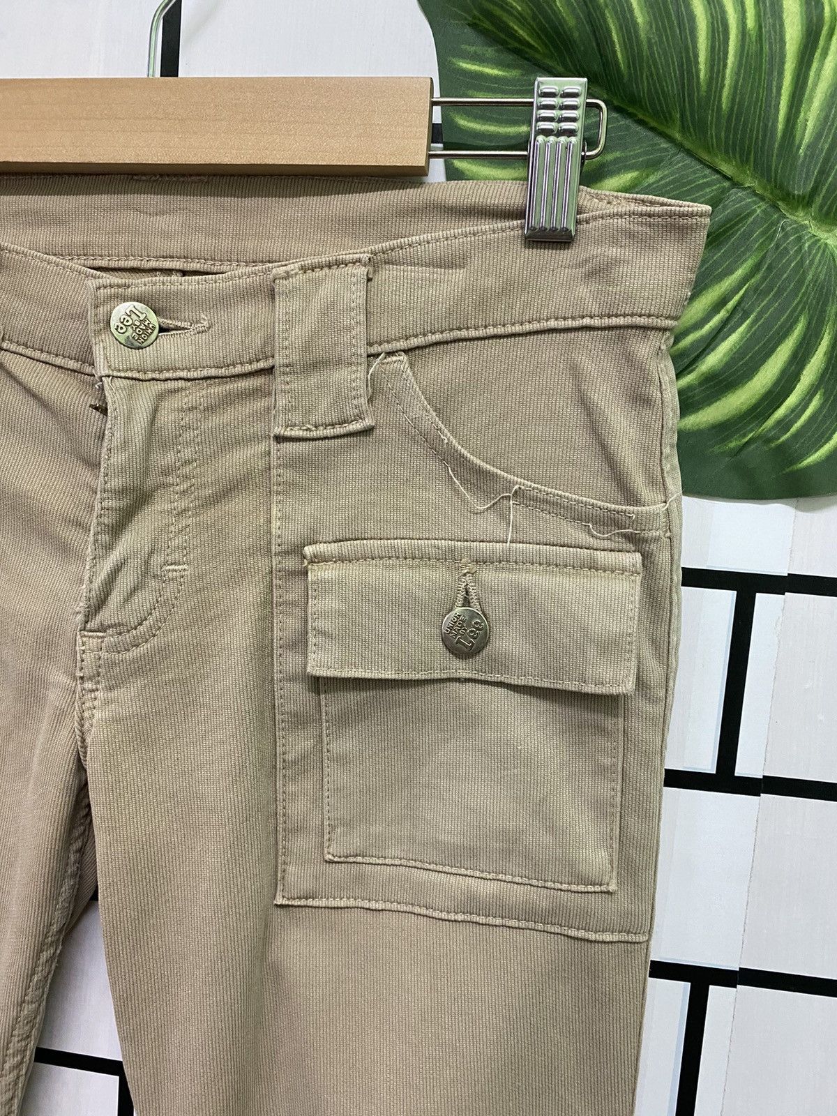 Lee UNION MADE BY LEE Low Rise Corduroy Bush Pants Size US 29 - 5 Thumbnail