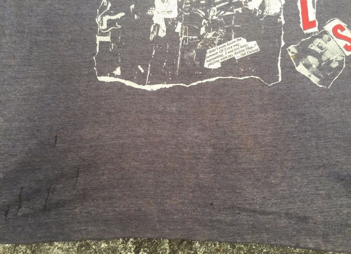 Band Tees × Seditionaries × Vintage thrased and faded Vintage Sex Pistol Shirt Size US L / EU 52-54 / 3 - 9 Thumbnail