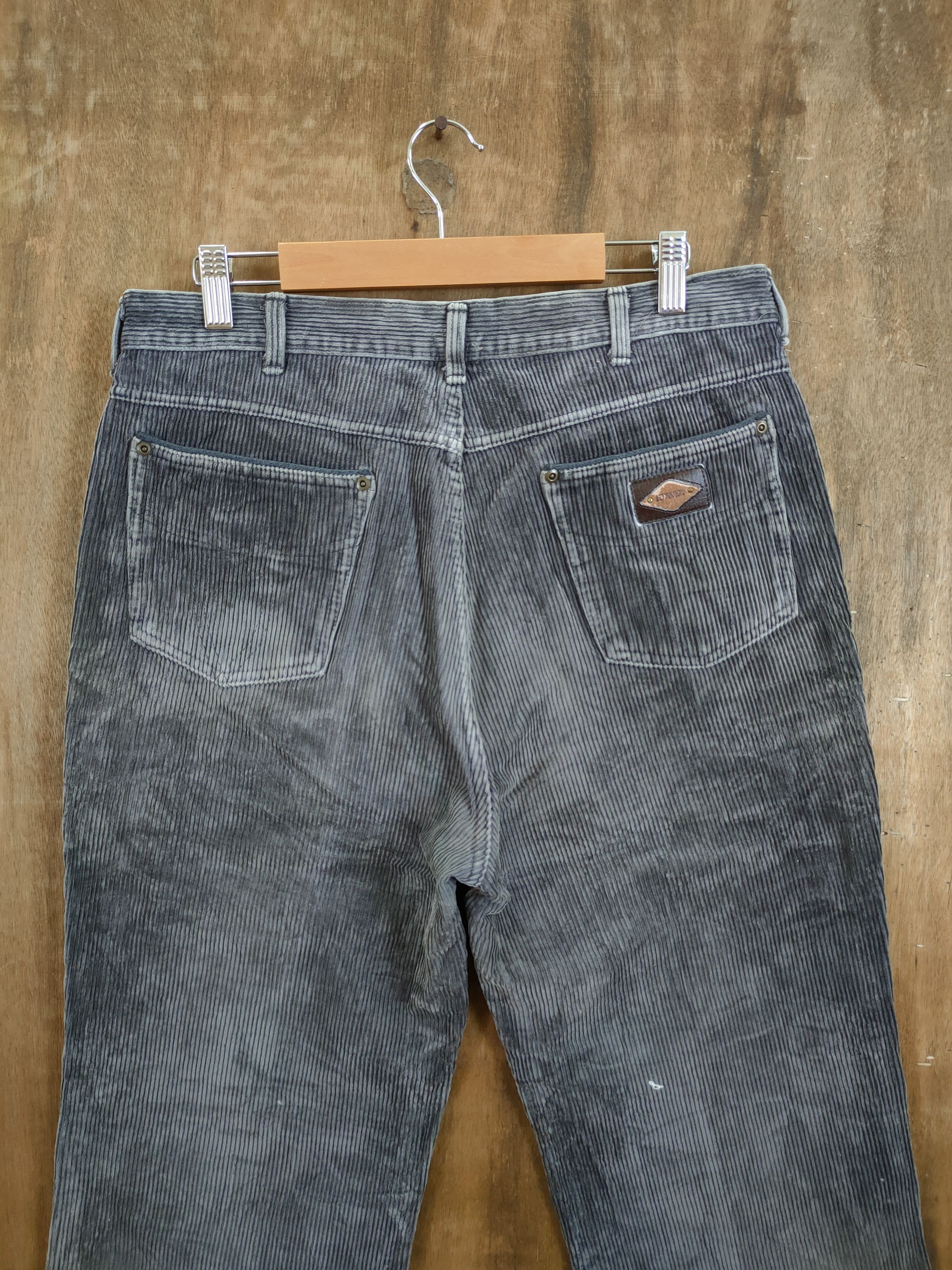 Edwin Edwin corduroy casual vintage pants #46-865 Size US 31 - 9 Thumbnail