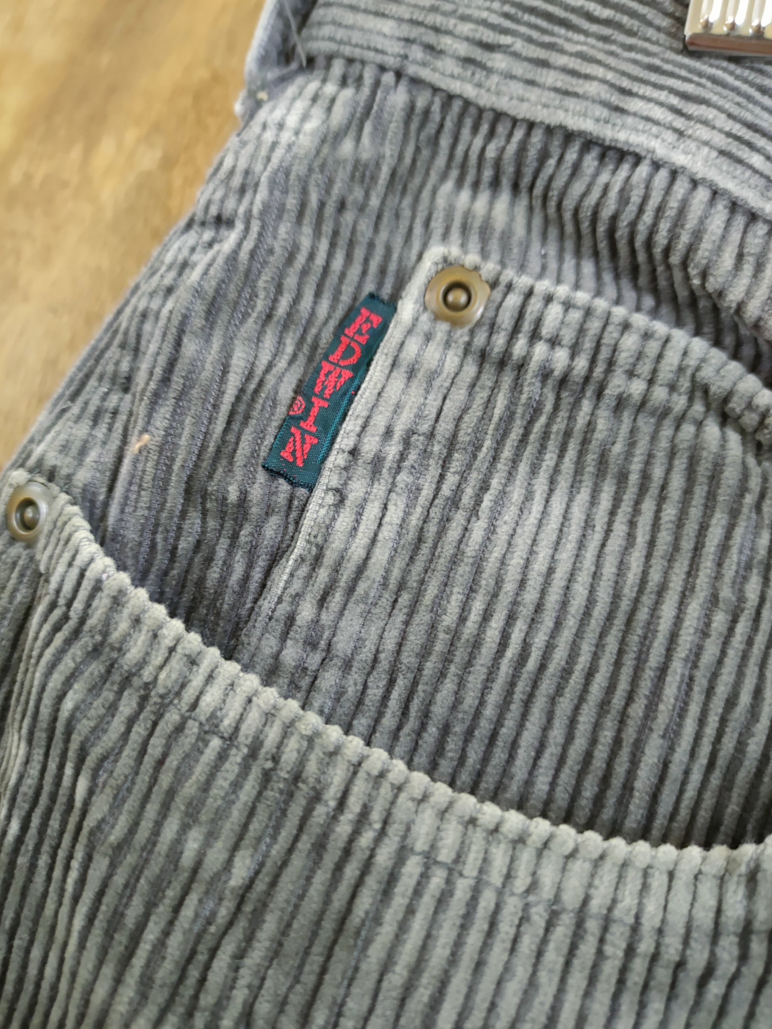 Edwin Edwin corduroy casual vintage pants #46-865 Size US 31 - 6 Thumbnail