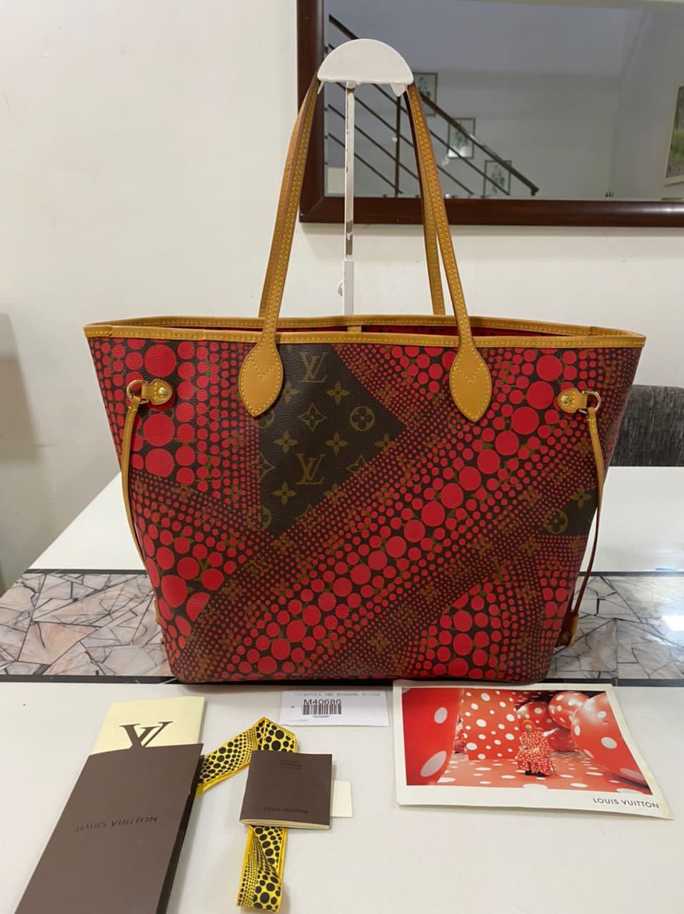 Auth LOUIS VUITTON x Yayoi Kusama 2012 Neverfull MM Tote Bag
