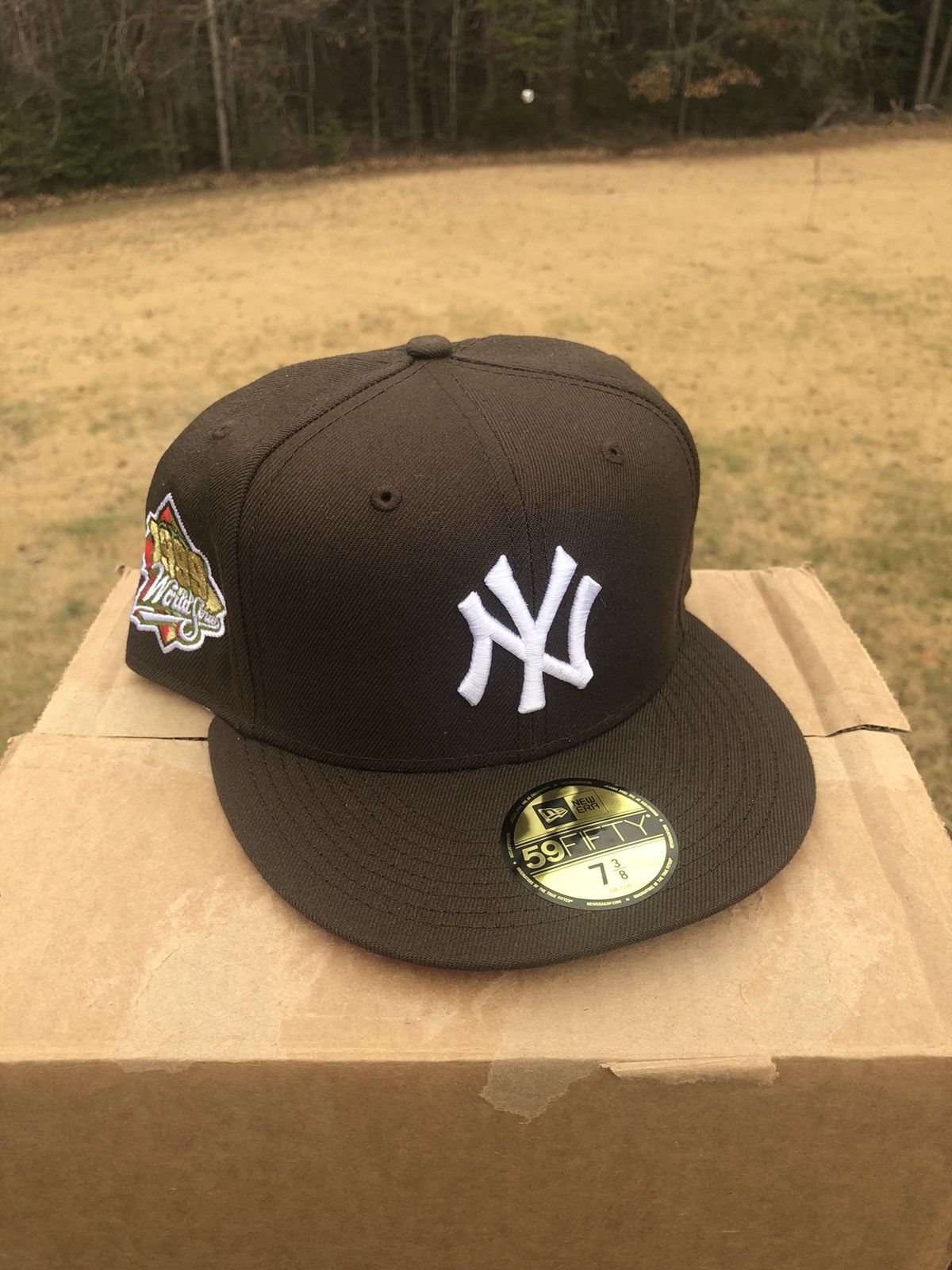 Hat Club Exclusiv NY Yankees Exclusive 7 1/8 Mocha Brown Pink *IN HAND*