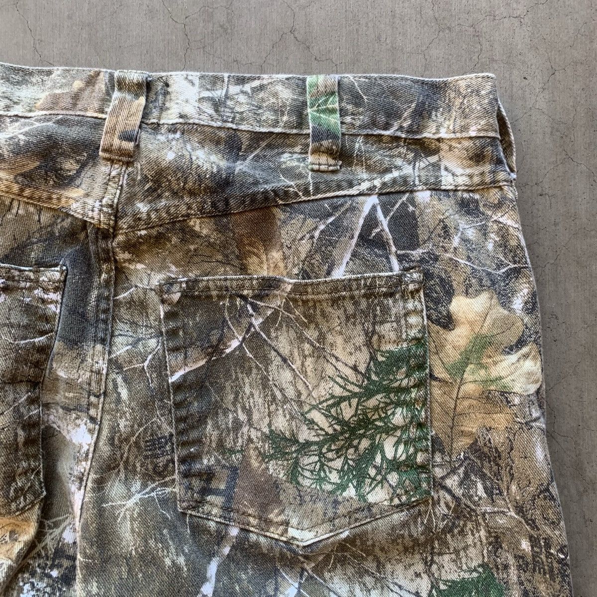 Vintage Vintage Realtree Camo Pants Size US 32 / EU 48 - 4 Thumbnail