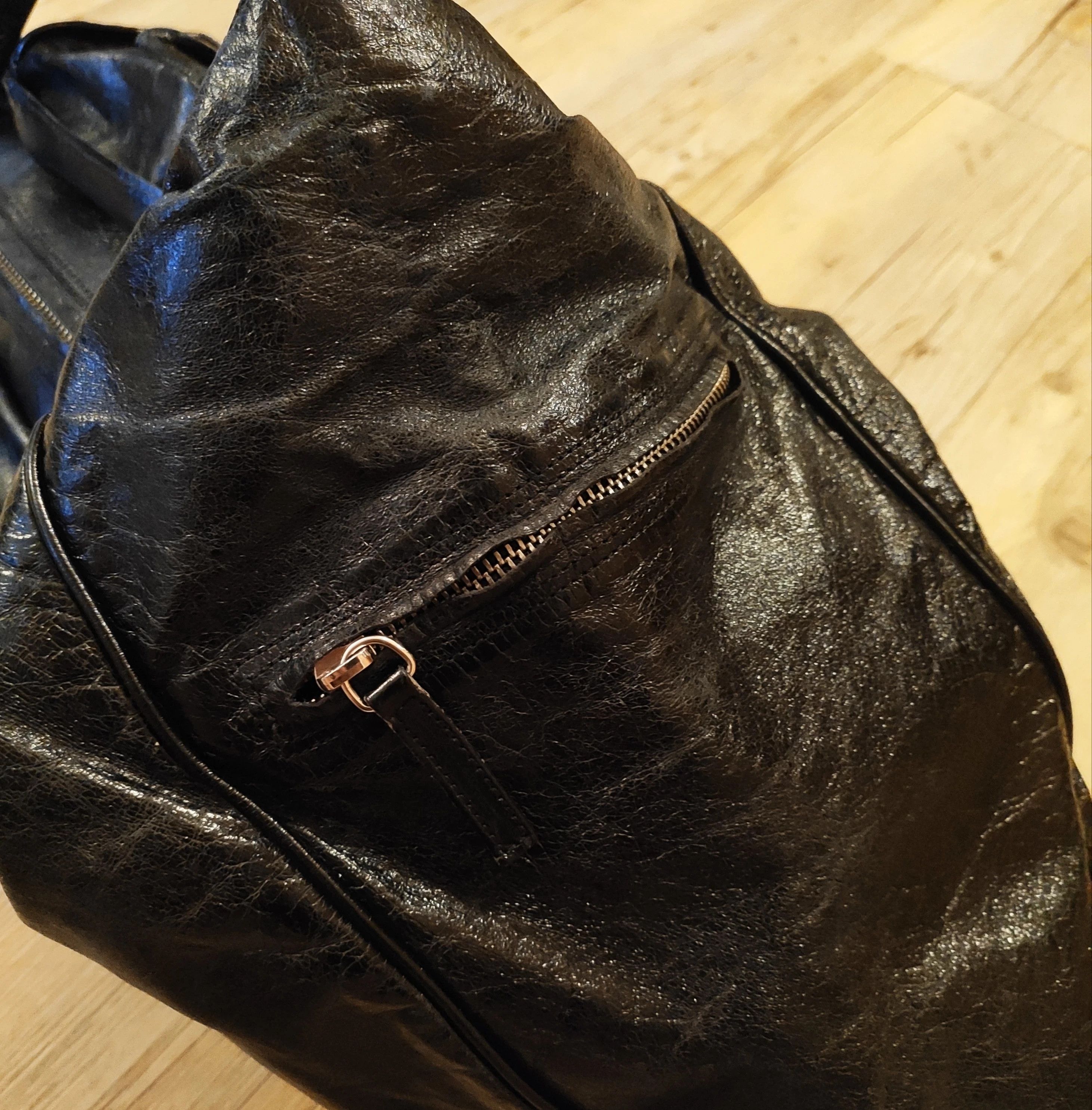 Midi leather bag.Like Balenciaga or Gucci bags
