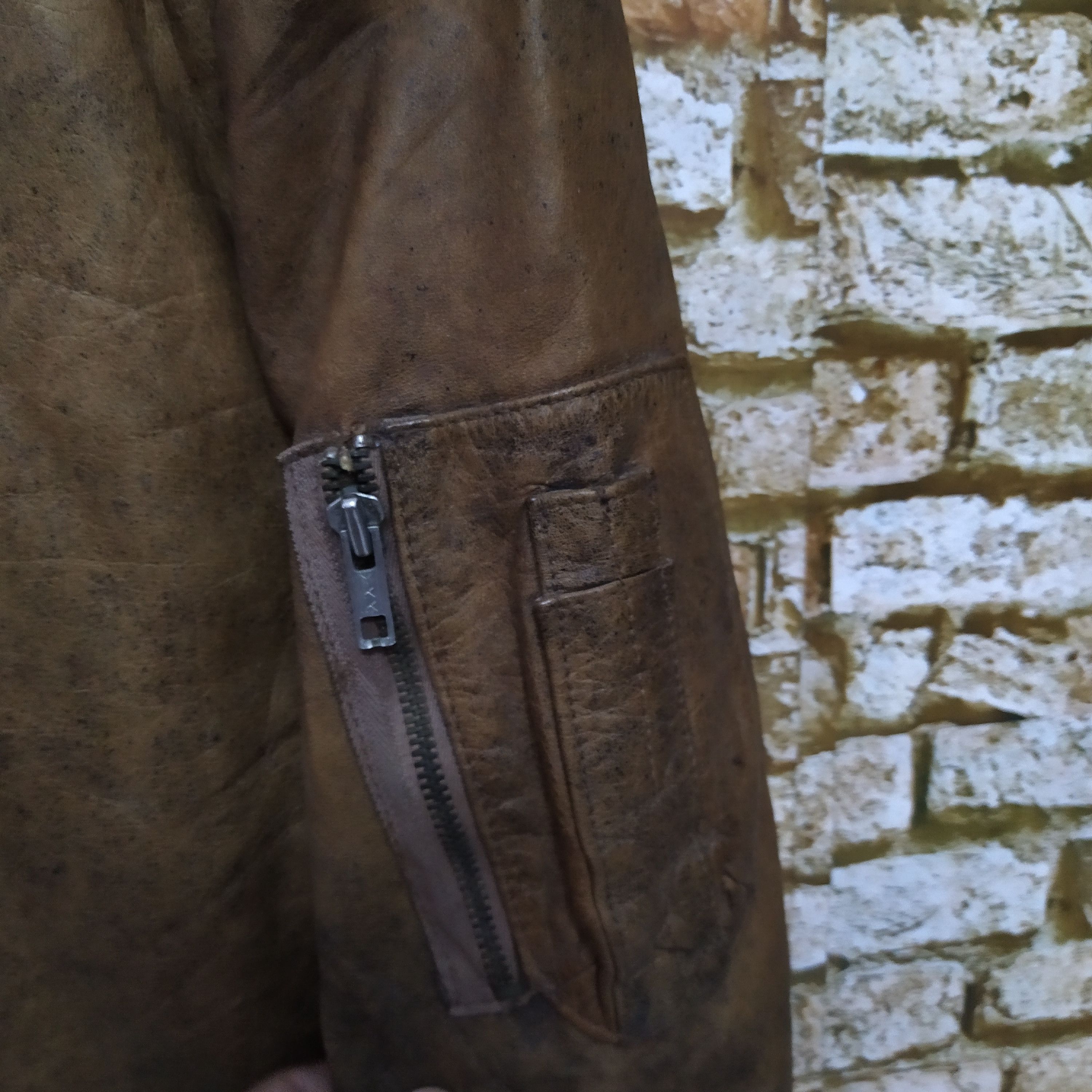 Leather A2 FLIGHT LEATHER BOMBERS JACKET (D488) Size US L / EU 52-54 / 3 - 4 Thumbnail