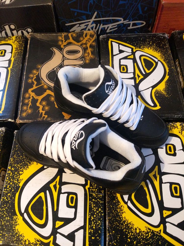 Vintage × Vintage Shoe Co. Adio Jeremy Wray - vintage model early 2000s Size US 11 / EU 44 - 7 Thumbnail