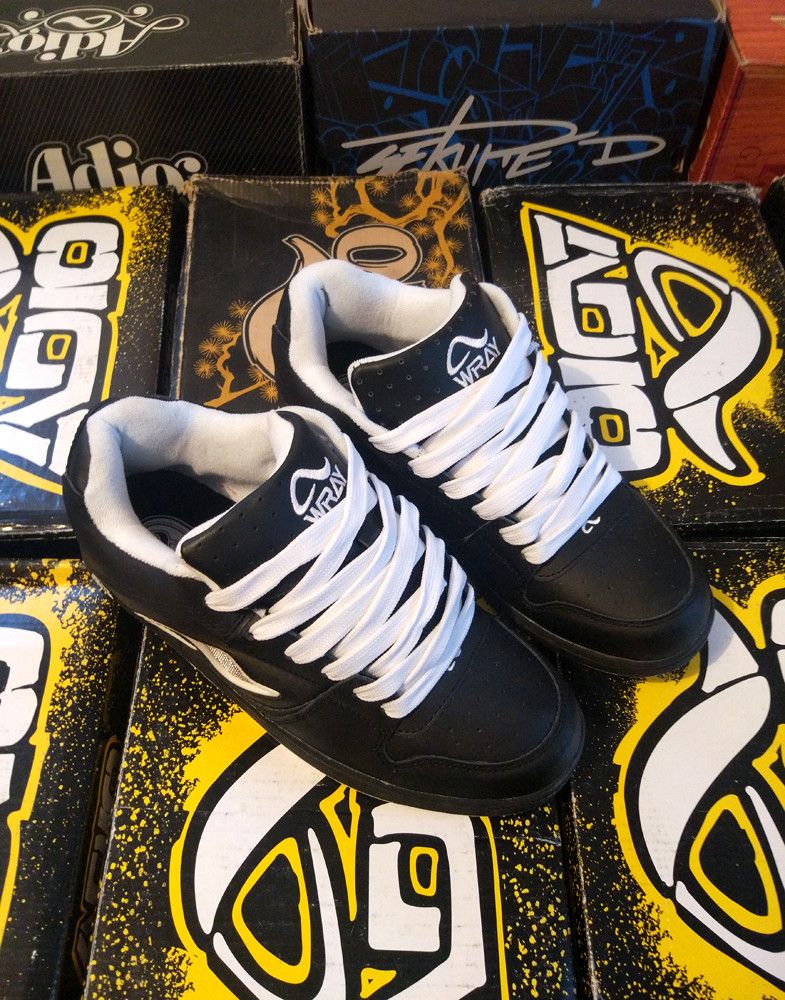 Vintage × Vintage Shoe Co. Adio Jeremy Wray - vintage model early 2000s Size US 11 / EU 44 - 5 Thumbnail