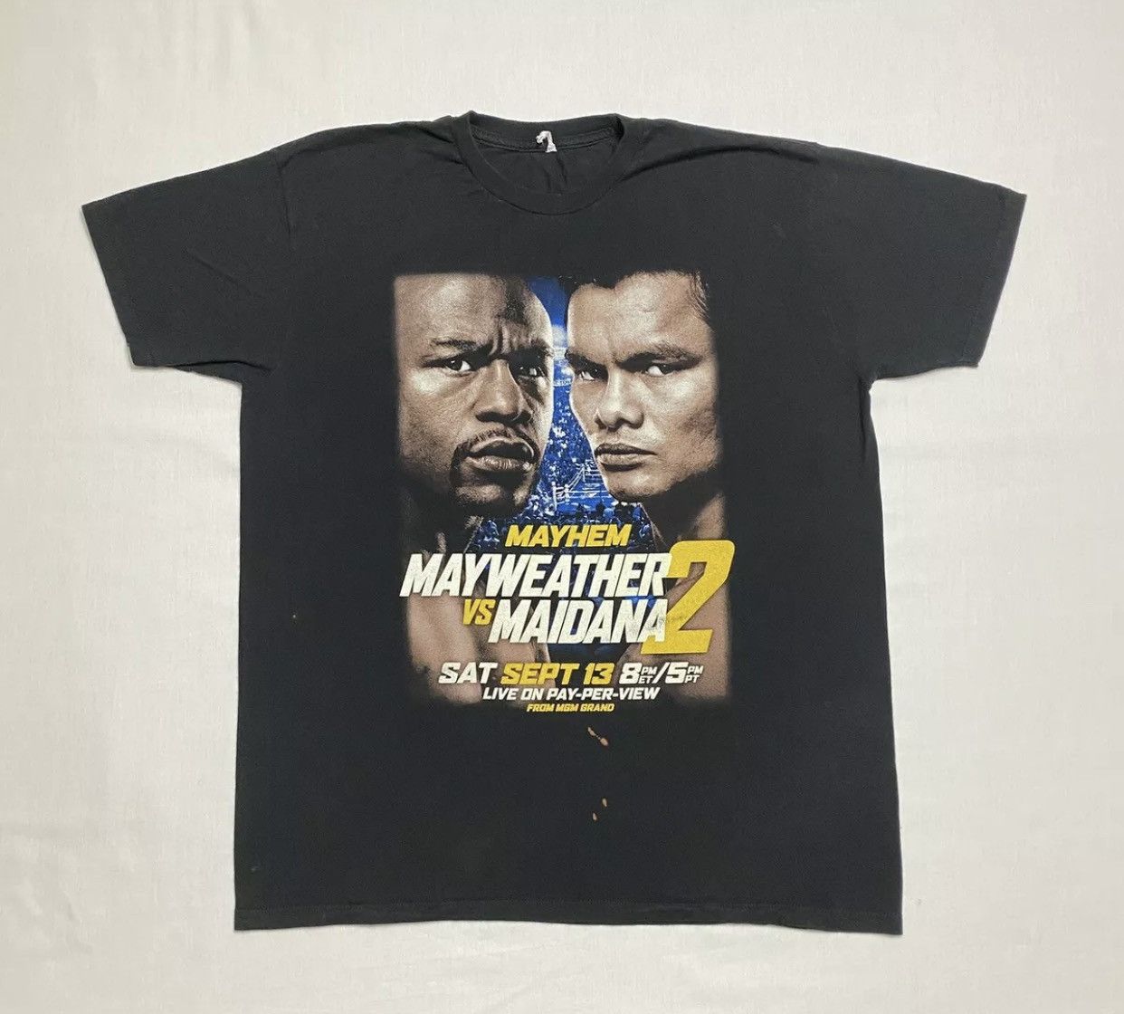 Sports Specialties × Vintage Boxing Vintage Tee: Floyd MAYWEATHER Vs MAIDANA 2 Mens XL Size US XL / EU 56 / 4 - 1 Thumbnail