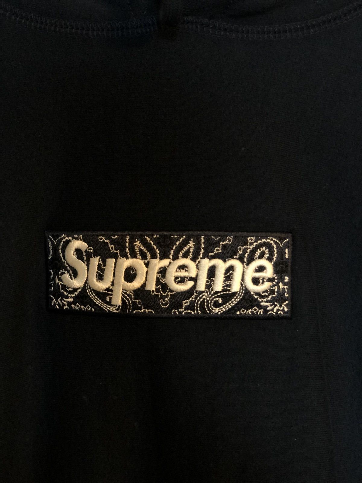 Supreme Supreme Bandana Box Logo Hooded Sweatshirt, Medium in Navy Size US M / EU 48-50 / 2 - 3 Thumbnail